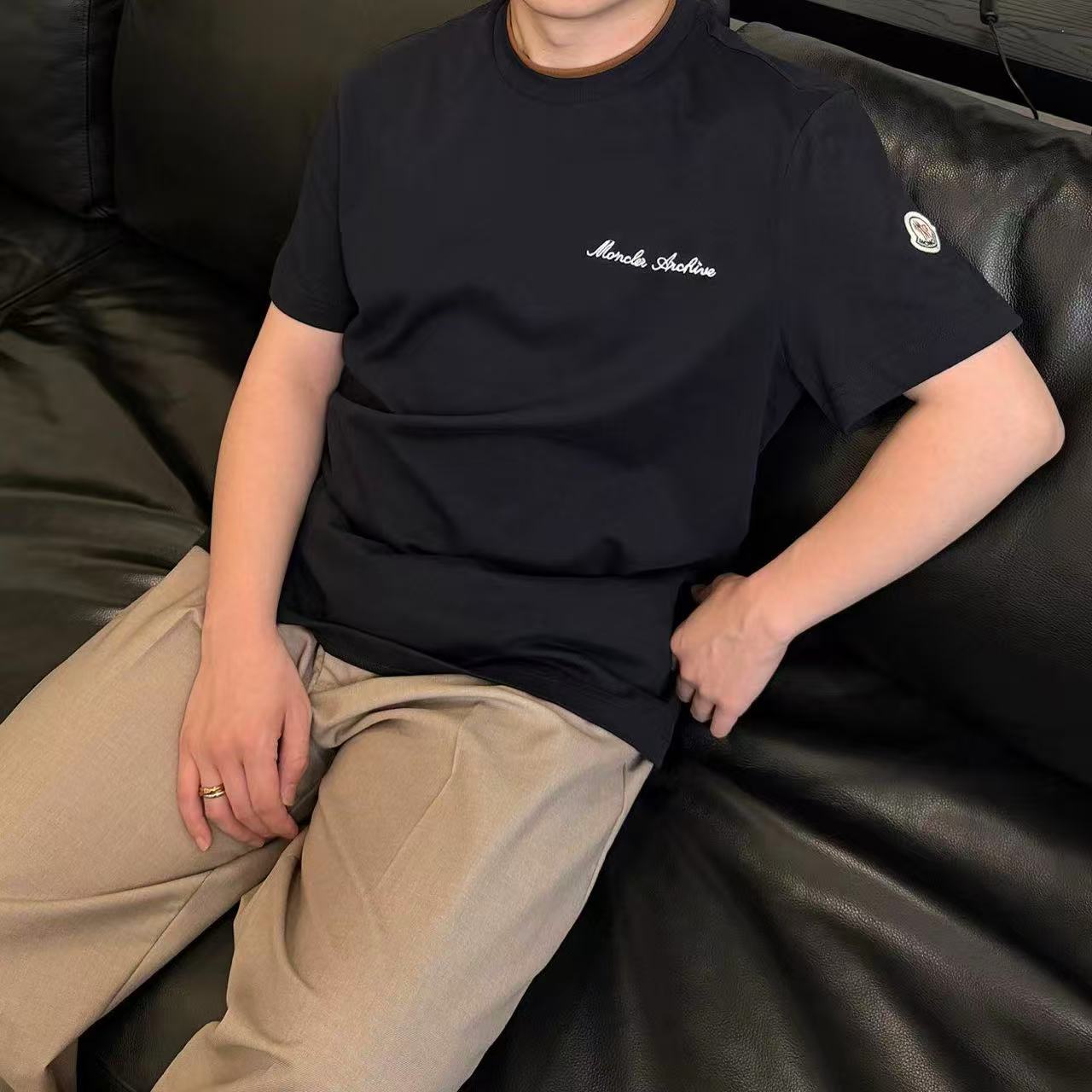 Mon double-layer neckline tee