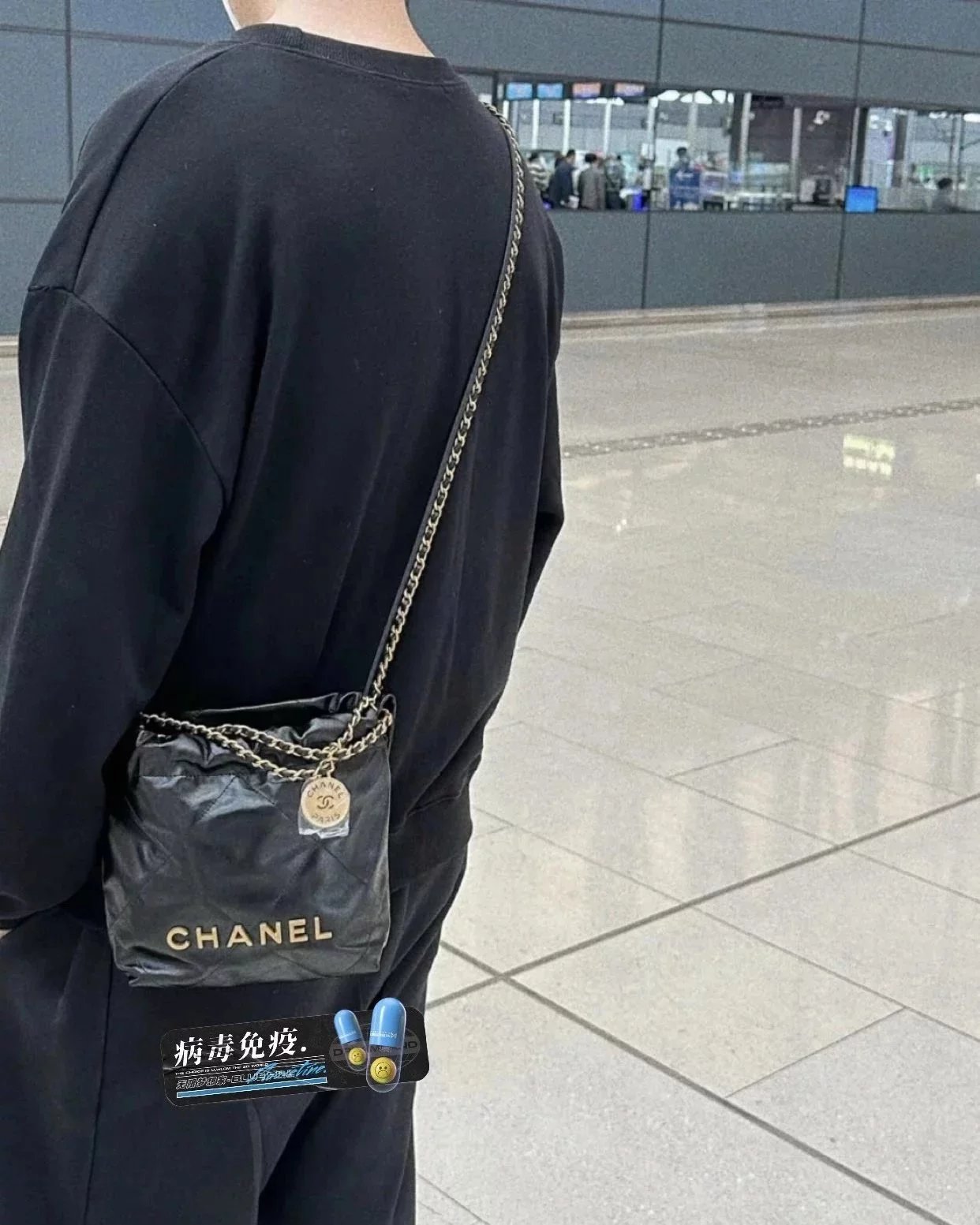 Item ID 8496 luxury garbage bag -CHANE1- Medieval luxury goods - Chanel -Vintage- s
