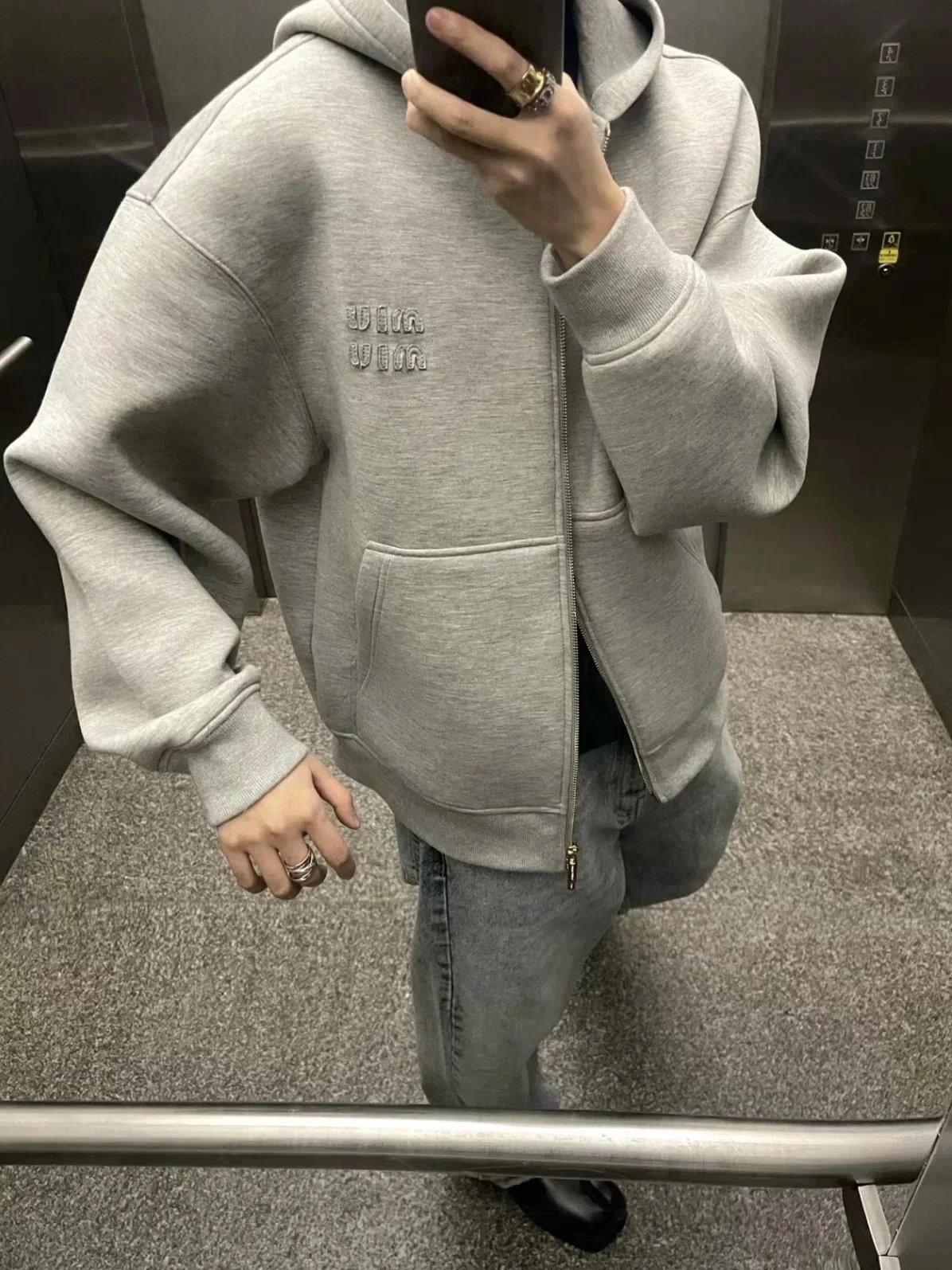 Item ID 8042 Miu Miu -2023ss-760g Heavy Weight Fabric - Double sided Stacked Zipper