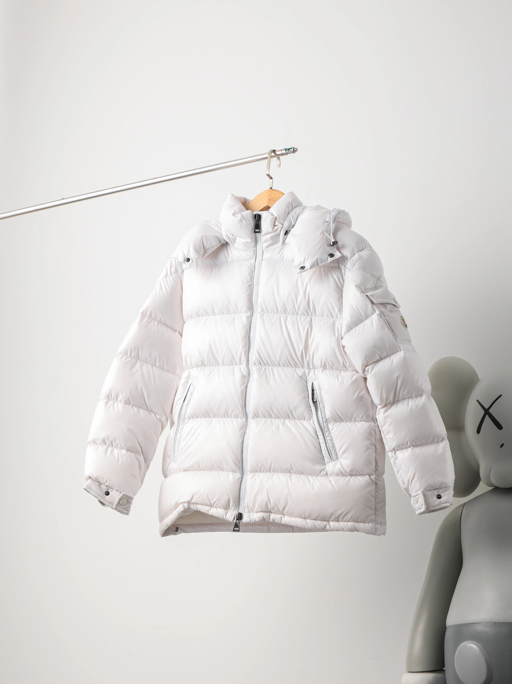 Item ID 8123 M0NCLER - Mound Mouth - Maya Maire Series -90 Velvet Making - Hooded B