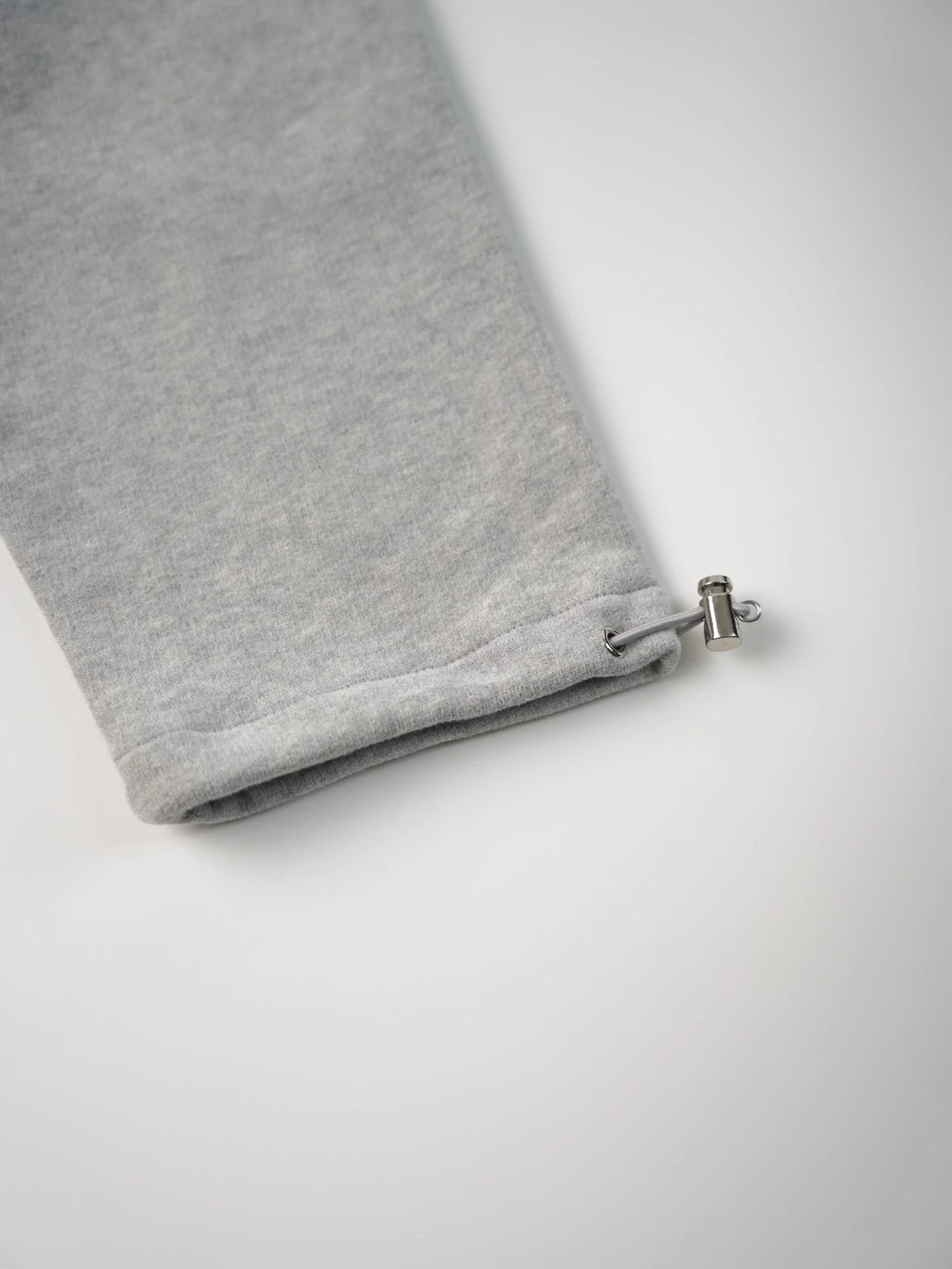 Item ID 8039 M1UM1U Miu Miu “ Full hardware customization ” Solid color stand colla