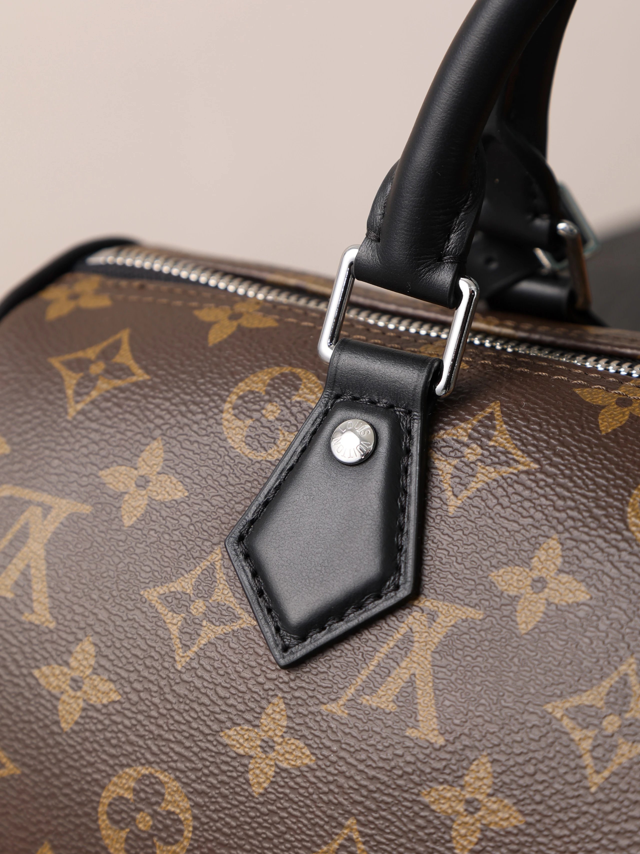 Item ID 8433 Advanced Customization -2022FW-Seedy-30- Classic Brown Bowling Bag - D