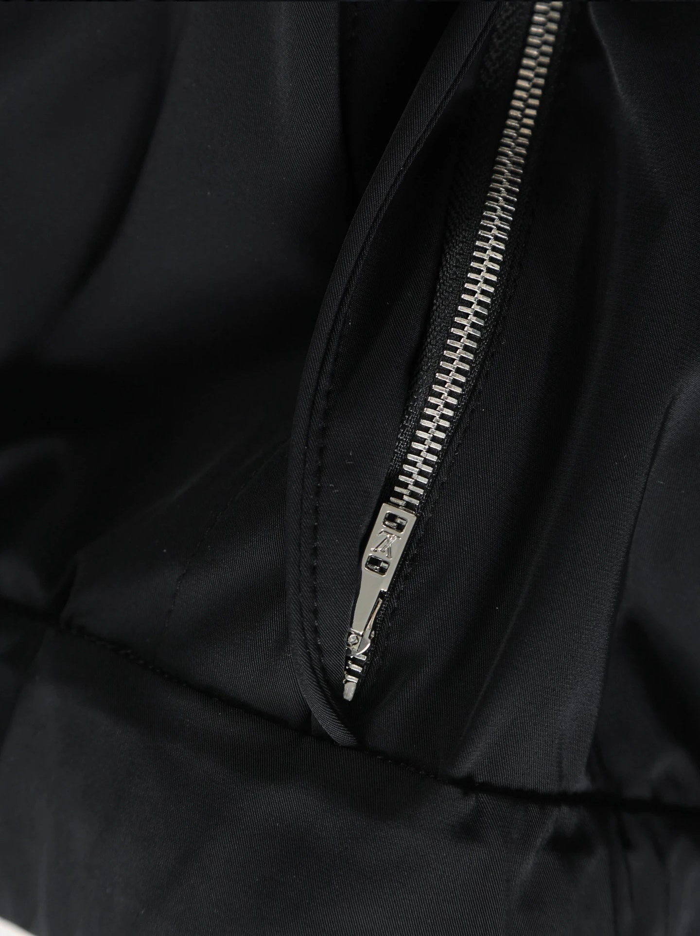 Item ID 8339 Advanced Customization - Tyrer Collaboration -2024SS Twisted Flower Sp