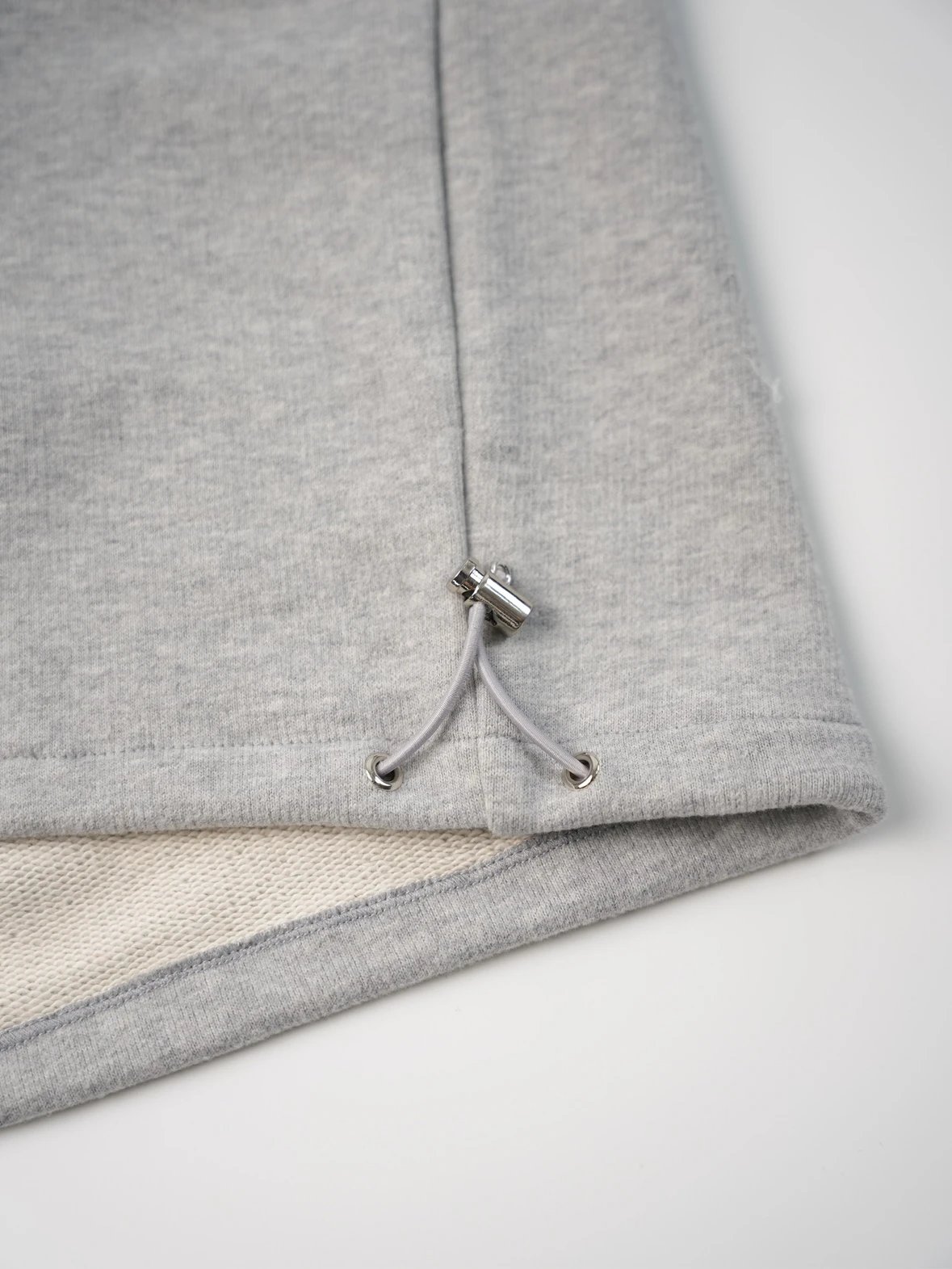 Item ID 8039 M1UM1U Miu Miu “ Full hardware customization ” Solid color stand colla