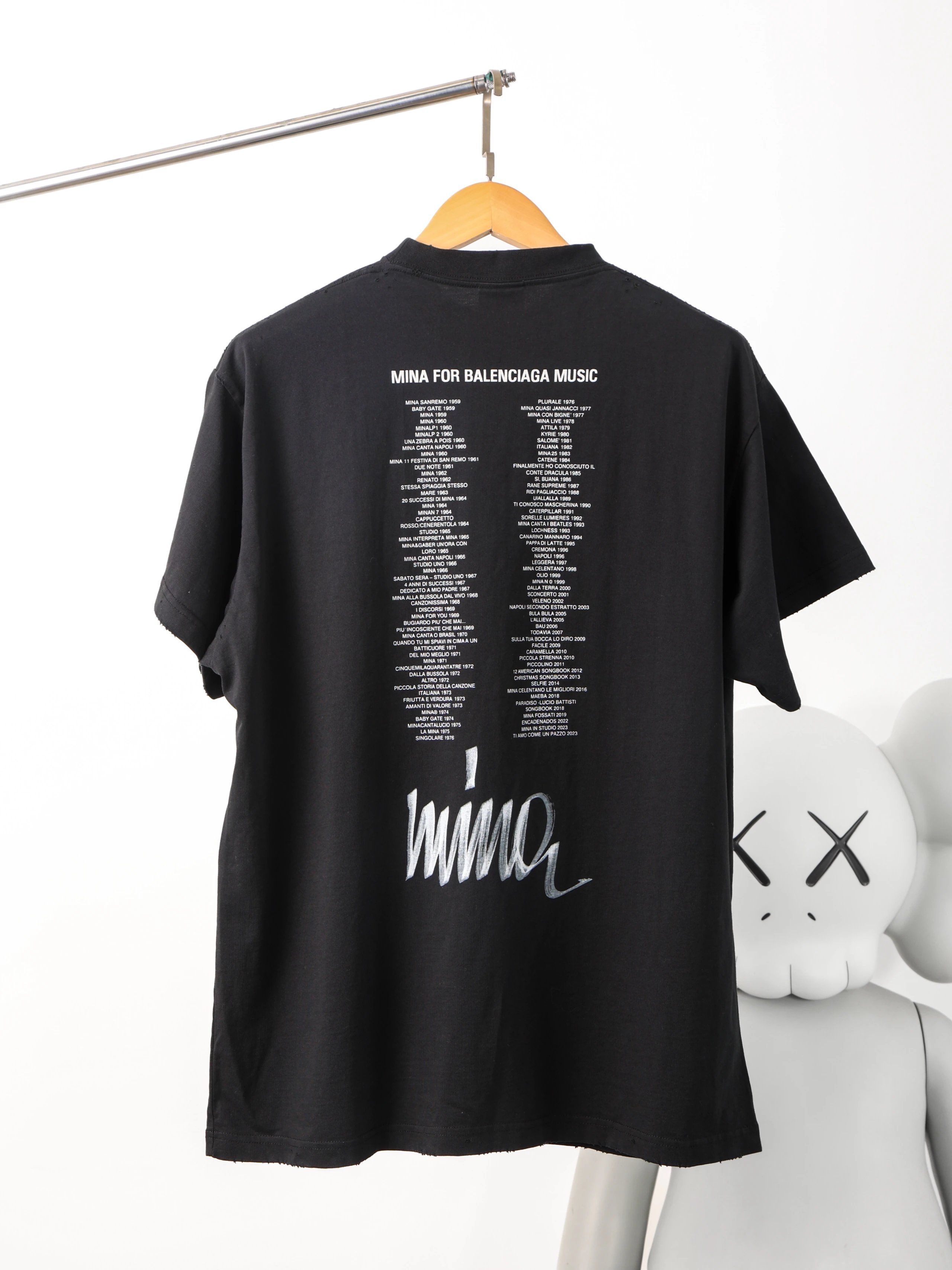 Item ID 8290 Balenci@ga- Paris-2025s - Music Collaboration Series - Mina Co branded