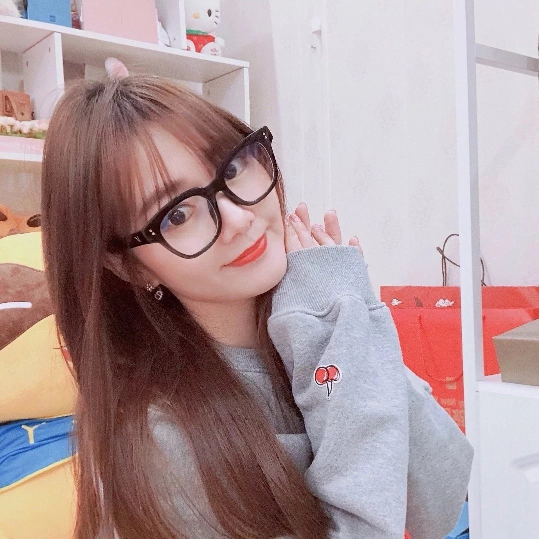 Item ID 8414 Two options - _Gentleman Monster_ - UNA.C-UNA.CN sheet Zeiss flat lens