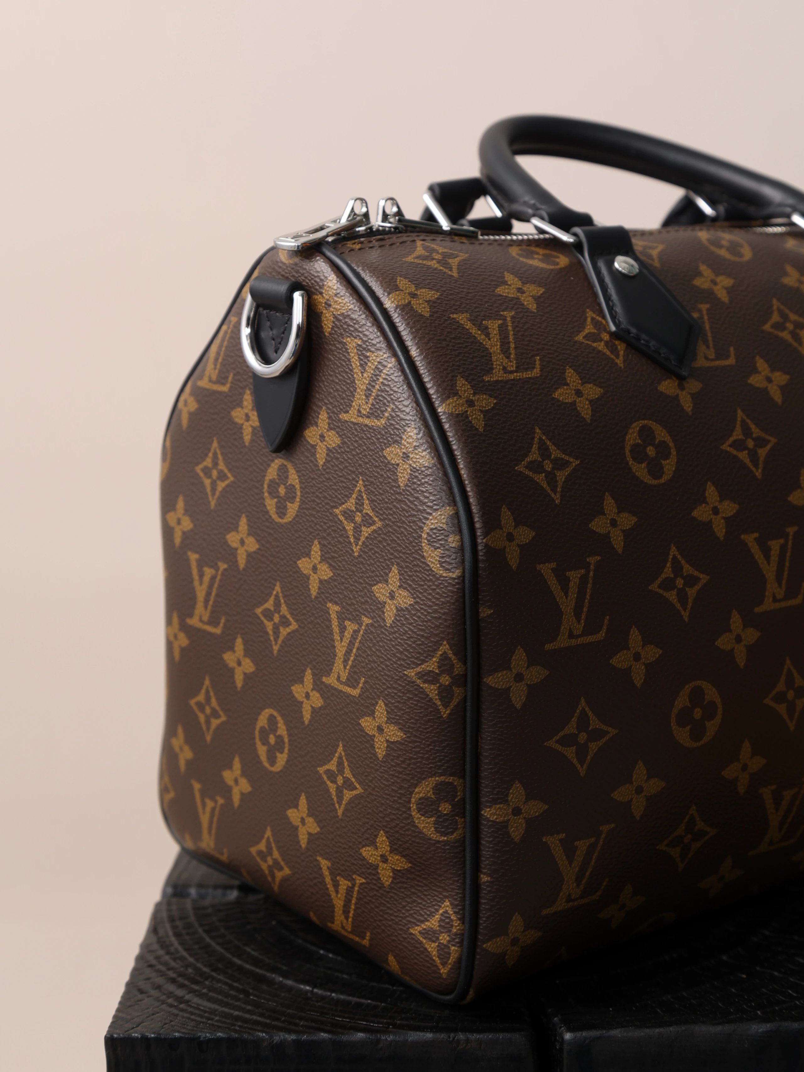 Item ID 8433 Advanced Customization -2022FW-Seedy-30- Classic Brown Bowling Bag - D