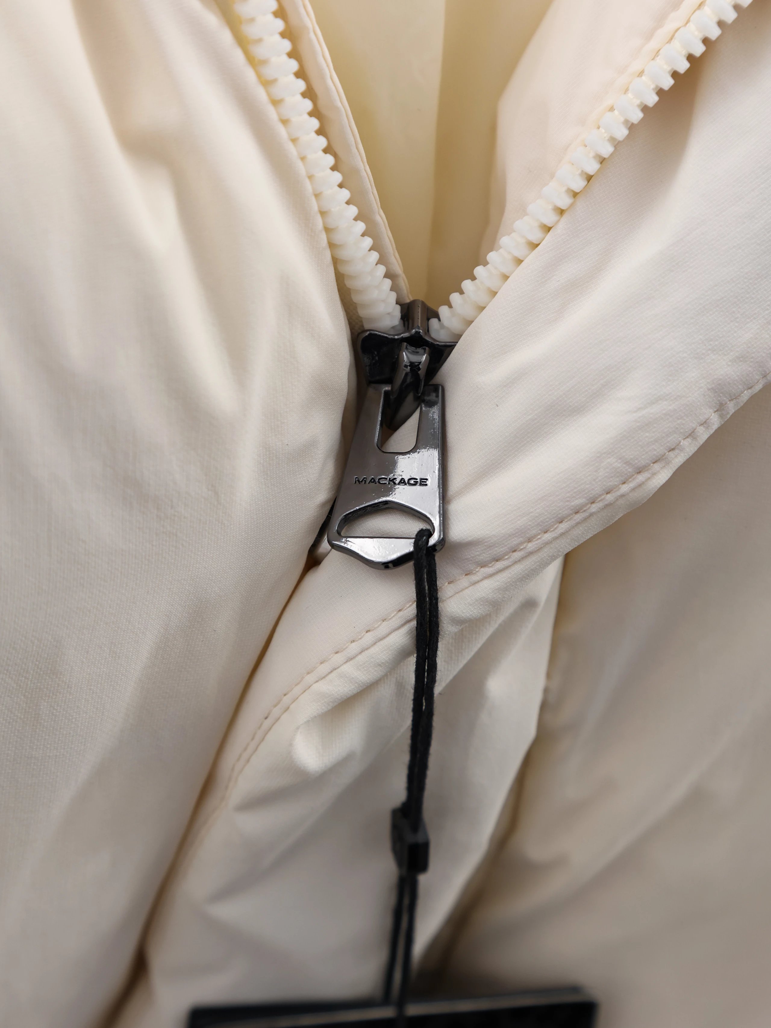 Item ID 8129 MACKAGE-2023S Cloud Series -90 Velvet - Stand up Down Jacket - Breadco