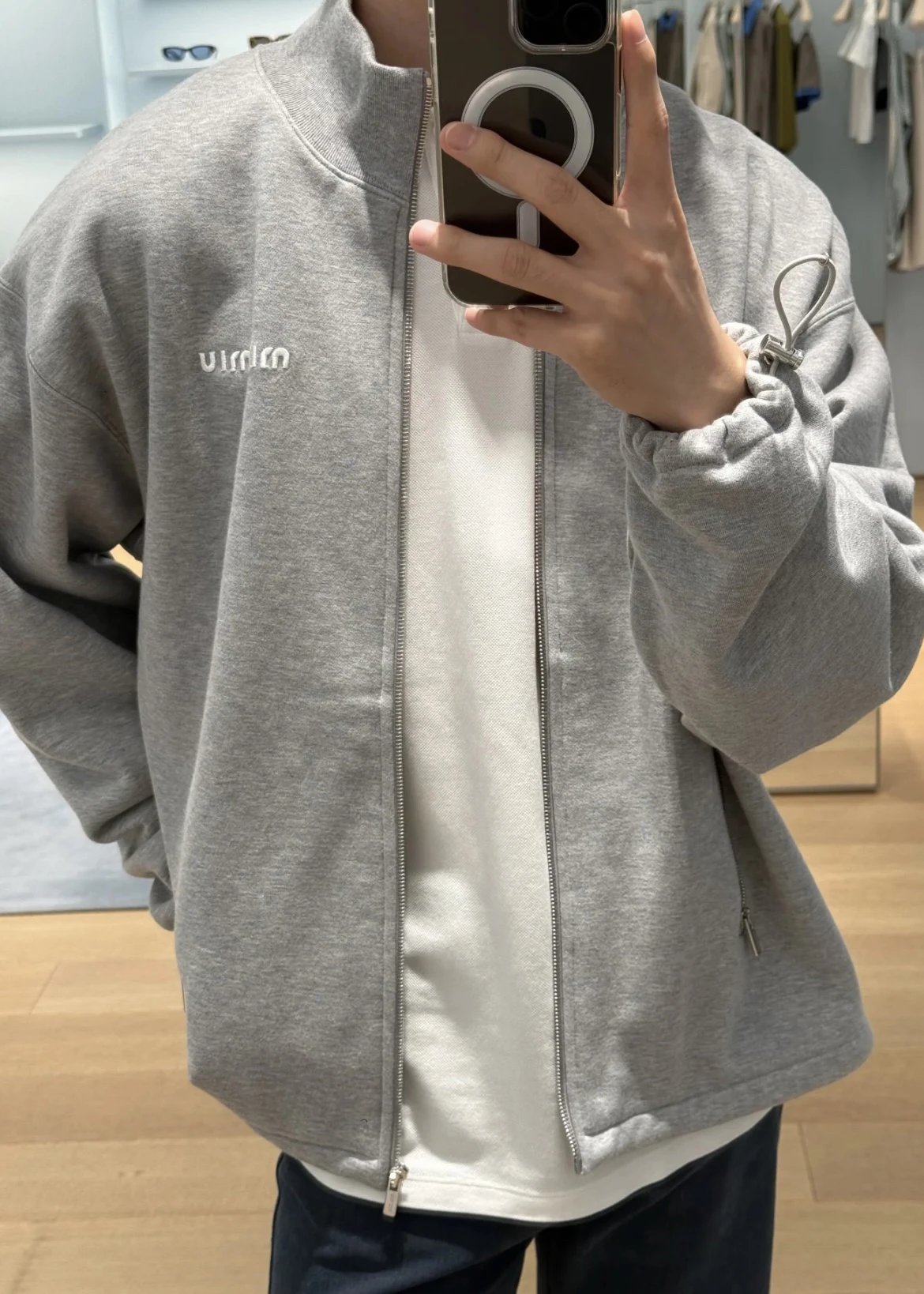 Item ID 8039 M1UM1U Miu Miu “ Full hardware customization ” Solid color stand colla