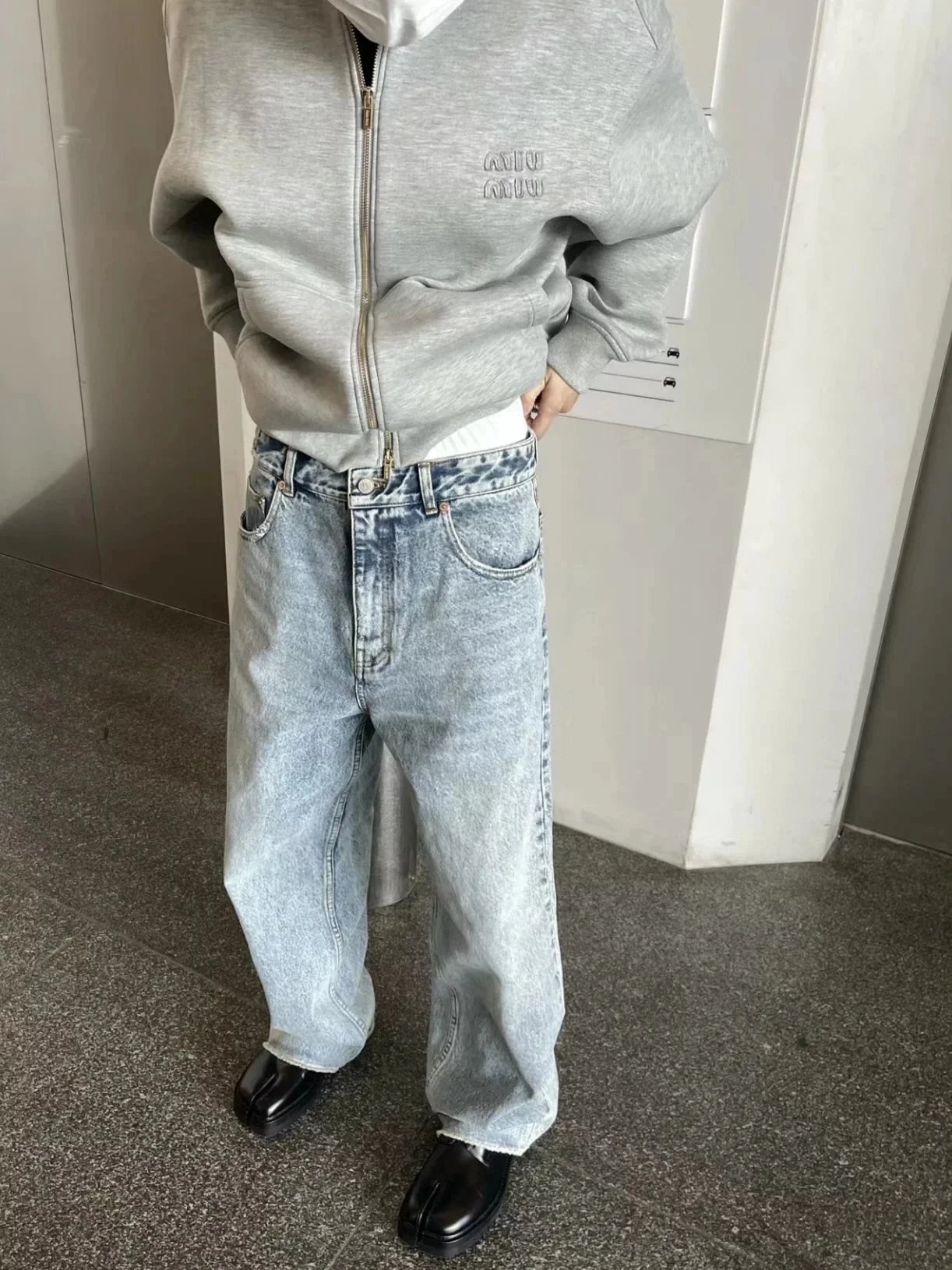 Item ID 8042 Miu Miu -2023ss-760g Heavy Weight Fabric - Double sided Stacked Zipper