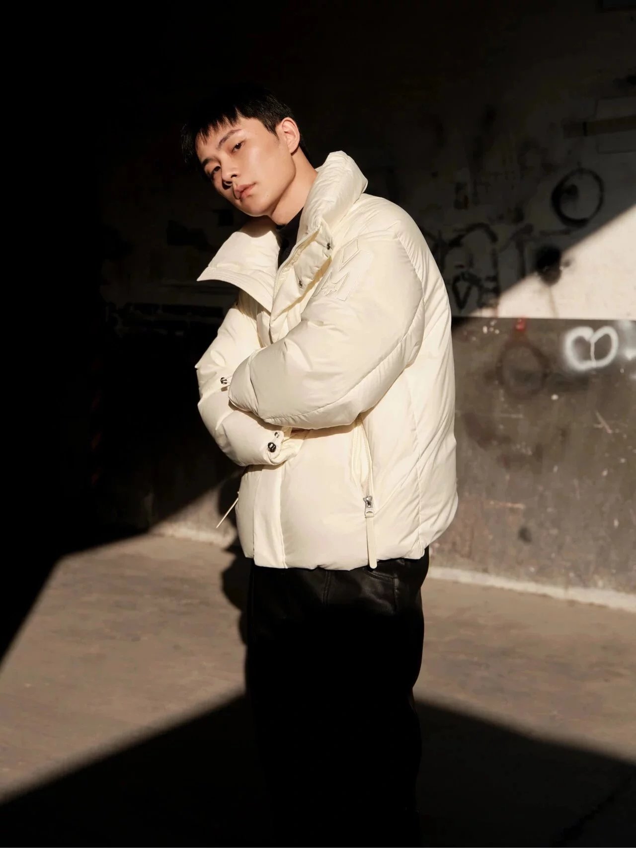 Item ID 8129 MACKAGE-2023S Cloud Series -90 Velvet - Stand up Down Jacket - Breadco