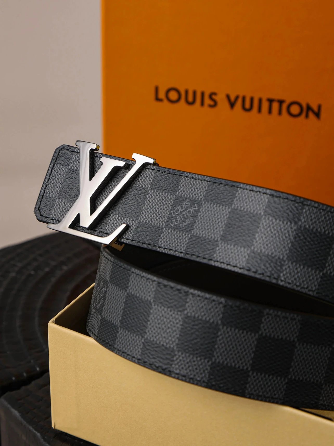 Item ID 8391 Advanced Customization - Logo Letter Engraving - Checkerboard Needle B