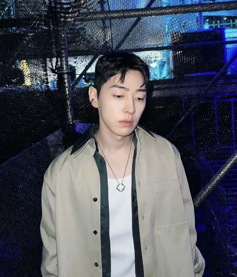 Item ID 8216 Botteg@-Veneta-Bv-2023ss- Really two double layer shirt jackets （ Silk