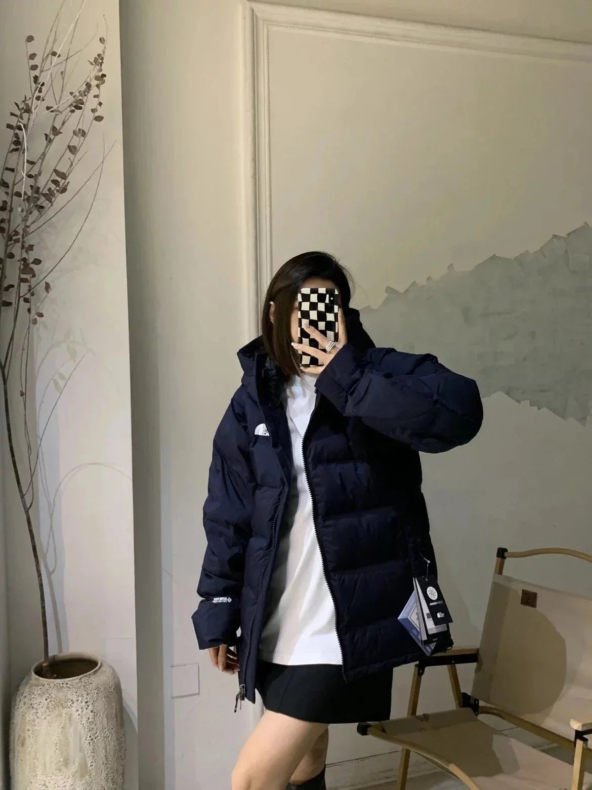 Item ID 8139 “Goretex waterproof fabric - correct 72% Down content ”-TheNorthFace n