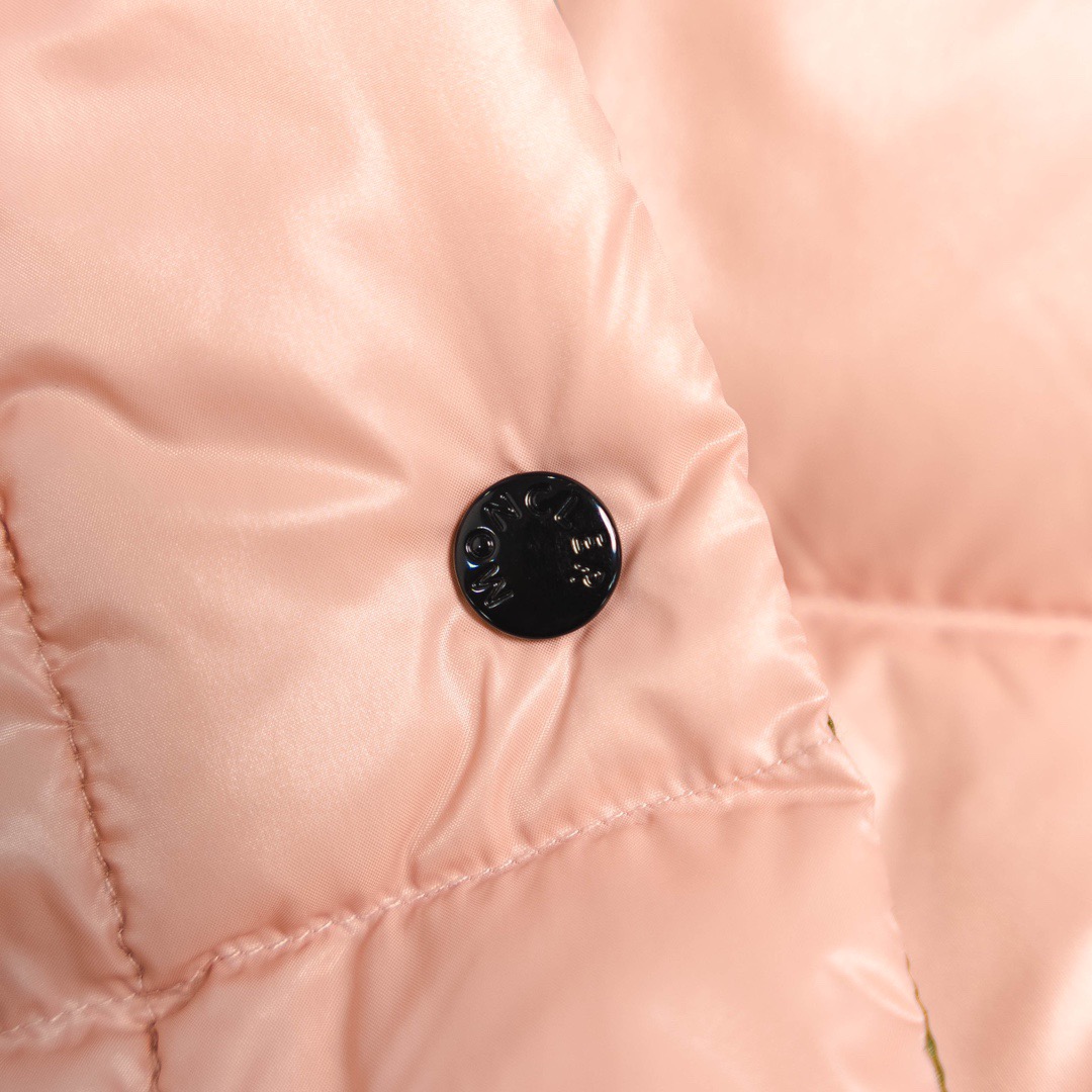 蒙口宋茜同款羽绒服