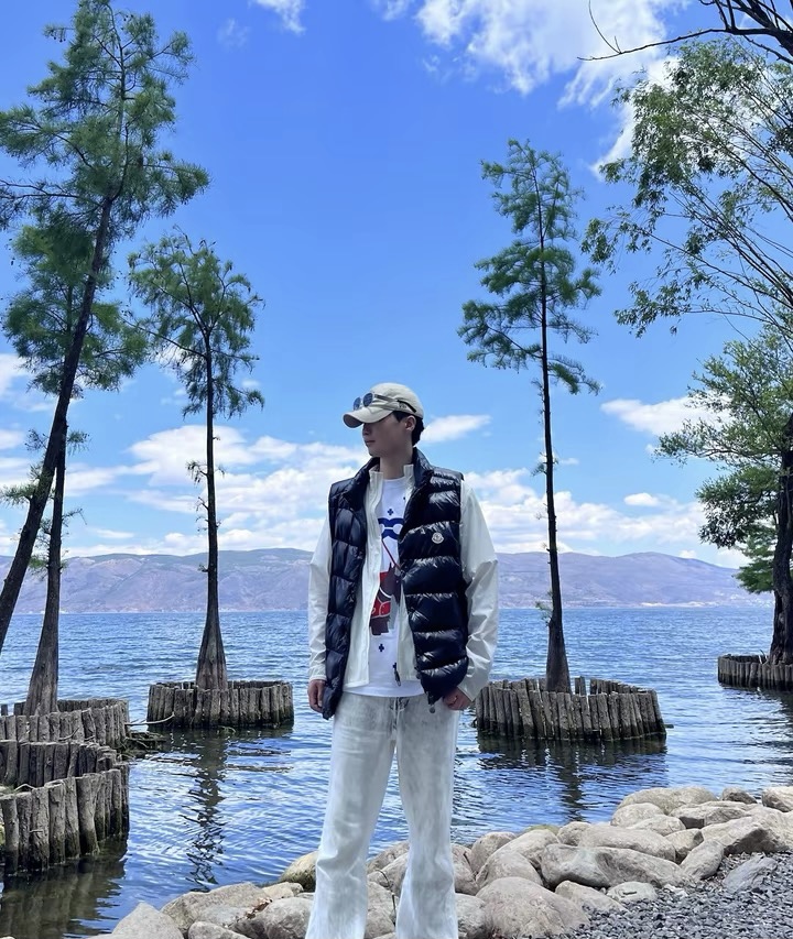 蒙口马甲羽绒服