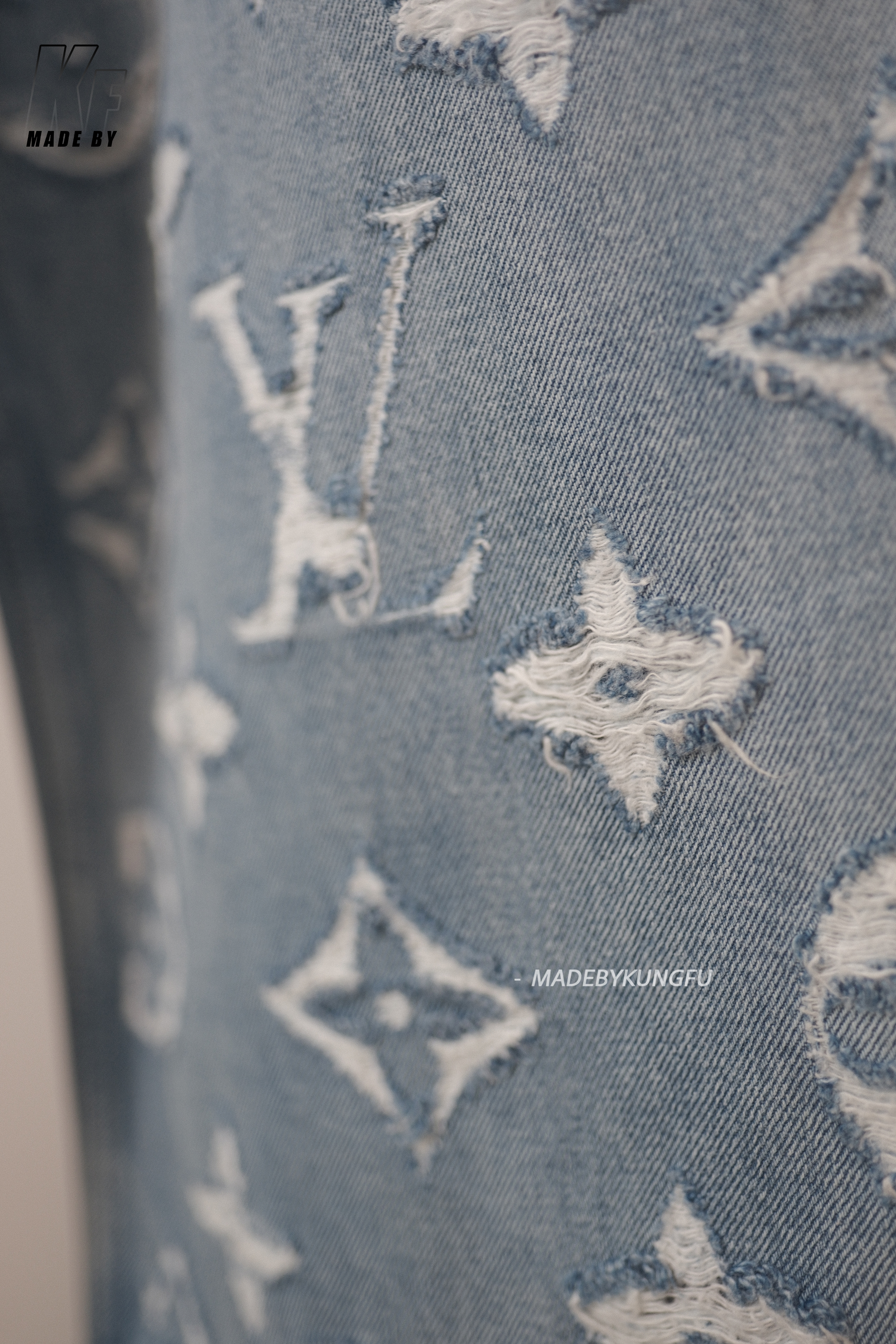 1v Laser Rubbed Jeans