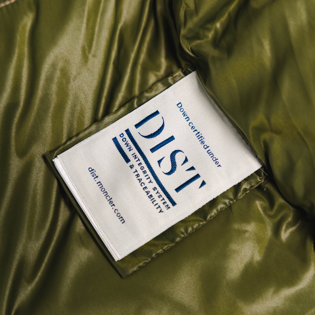 蒙口宋茜同款羽绒服