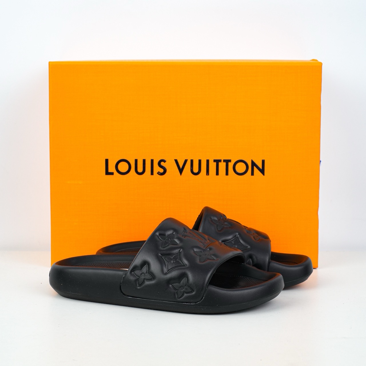 Louis Vuitton 路易威登 LV 夏季新款休闲拖鞋 黑色