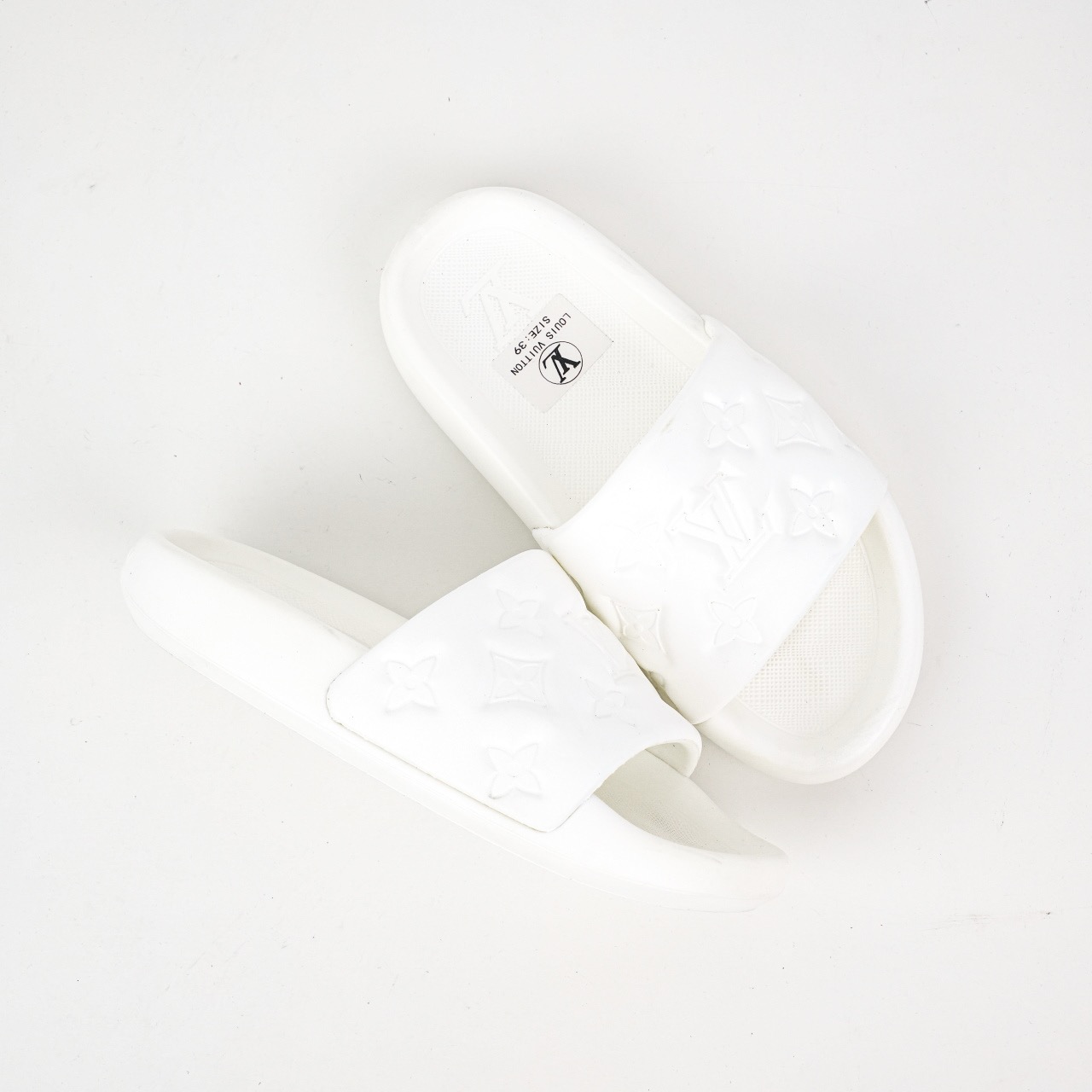 Louis Vuitton 路易威登 LV 夏季新款休闲拖鞋 白色