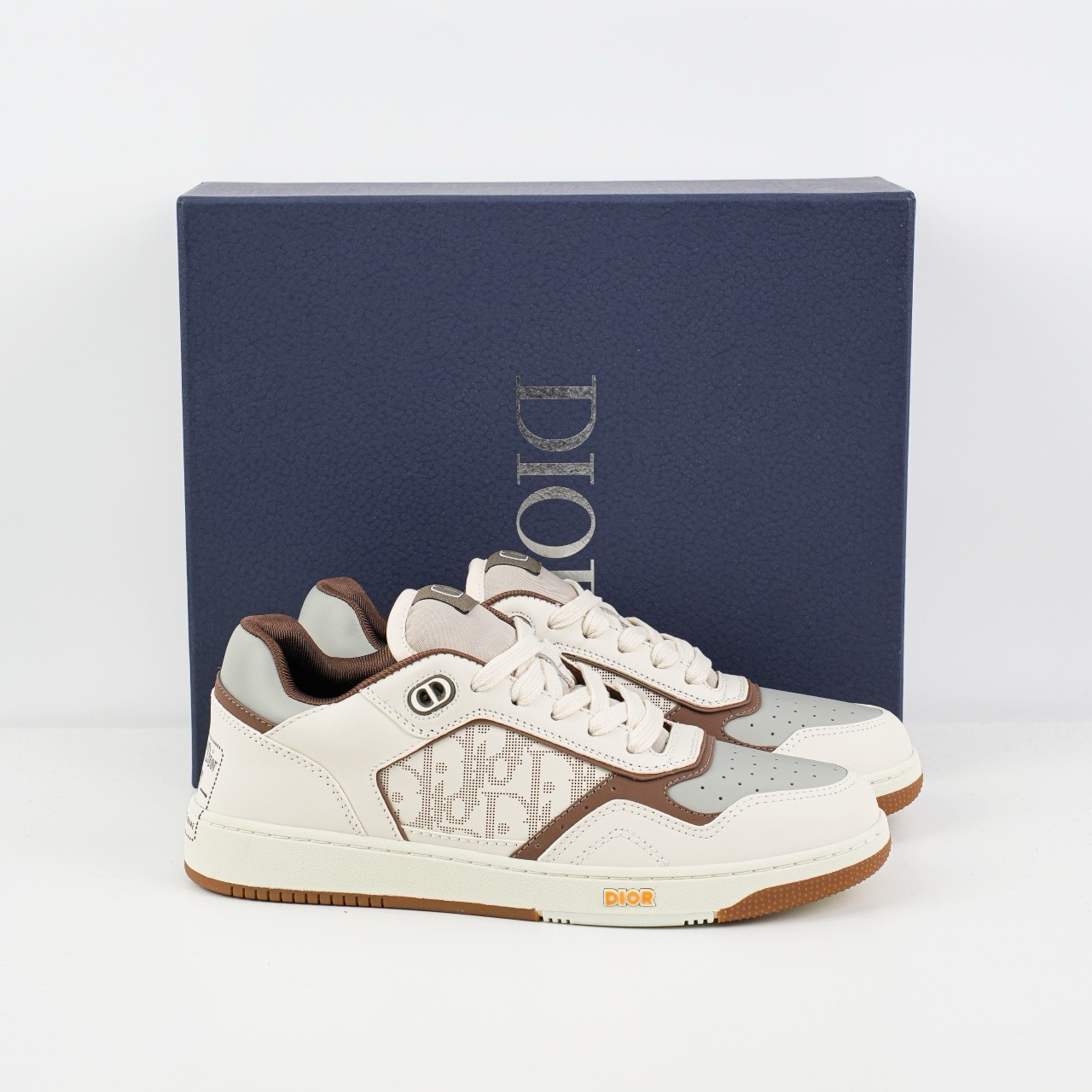 DIOR 迪奥 B27 底帮 经典者侈品休闲运动板鞋 白棕