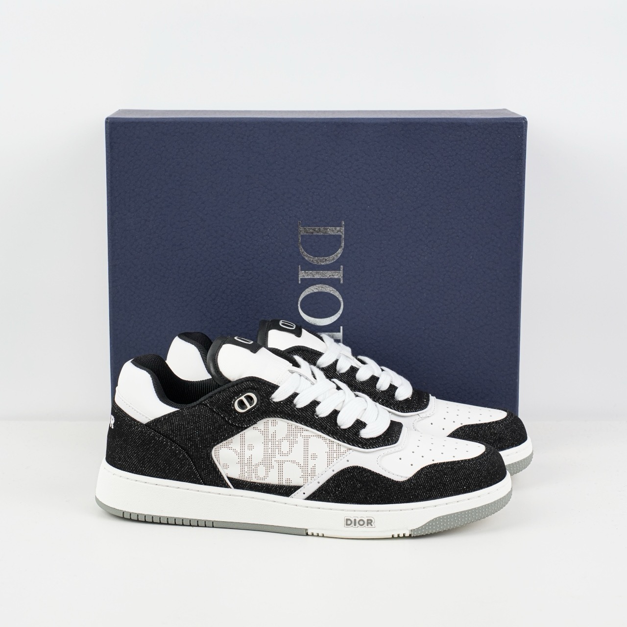 DIOR 迪奥 B27 底帮 经典者侈品休闲运动板鞋 黑白