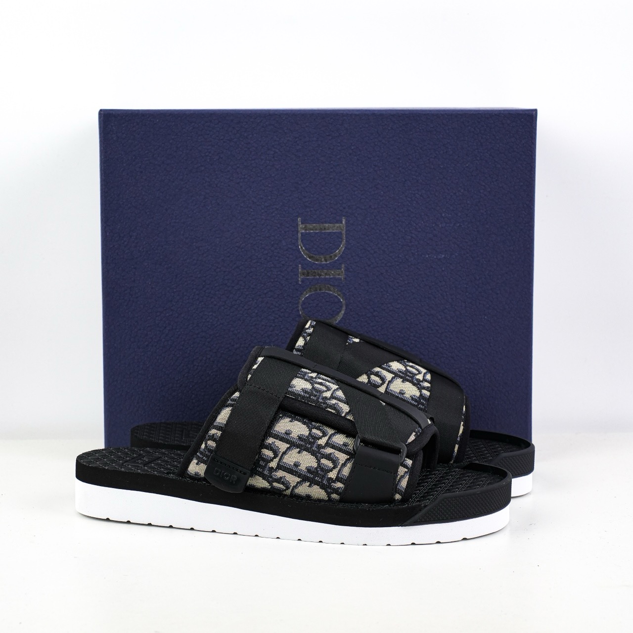 Dior 迪奥 Alpha Obique 电绣时尚拖鞋 米色