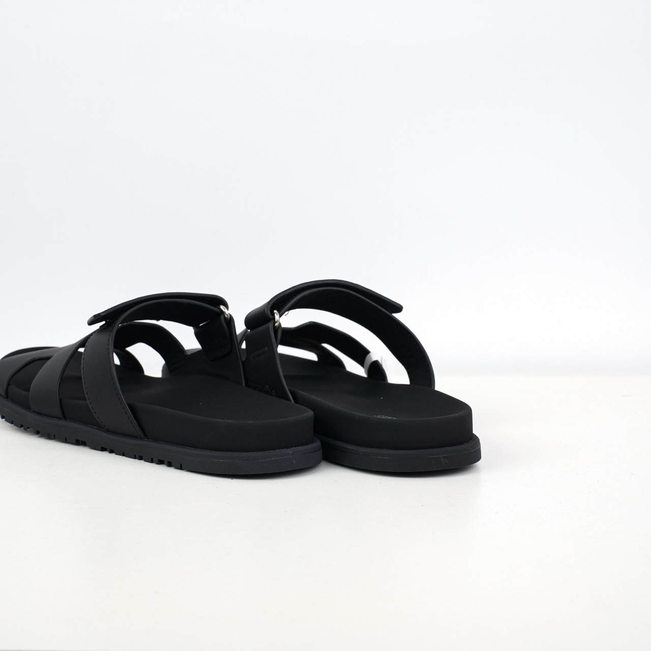 Hermes爱马仕Genius系列鹿皮山羊皮机能凉鞋H拖鞋 黑色