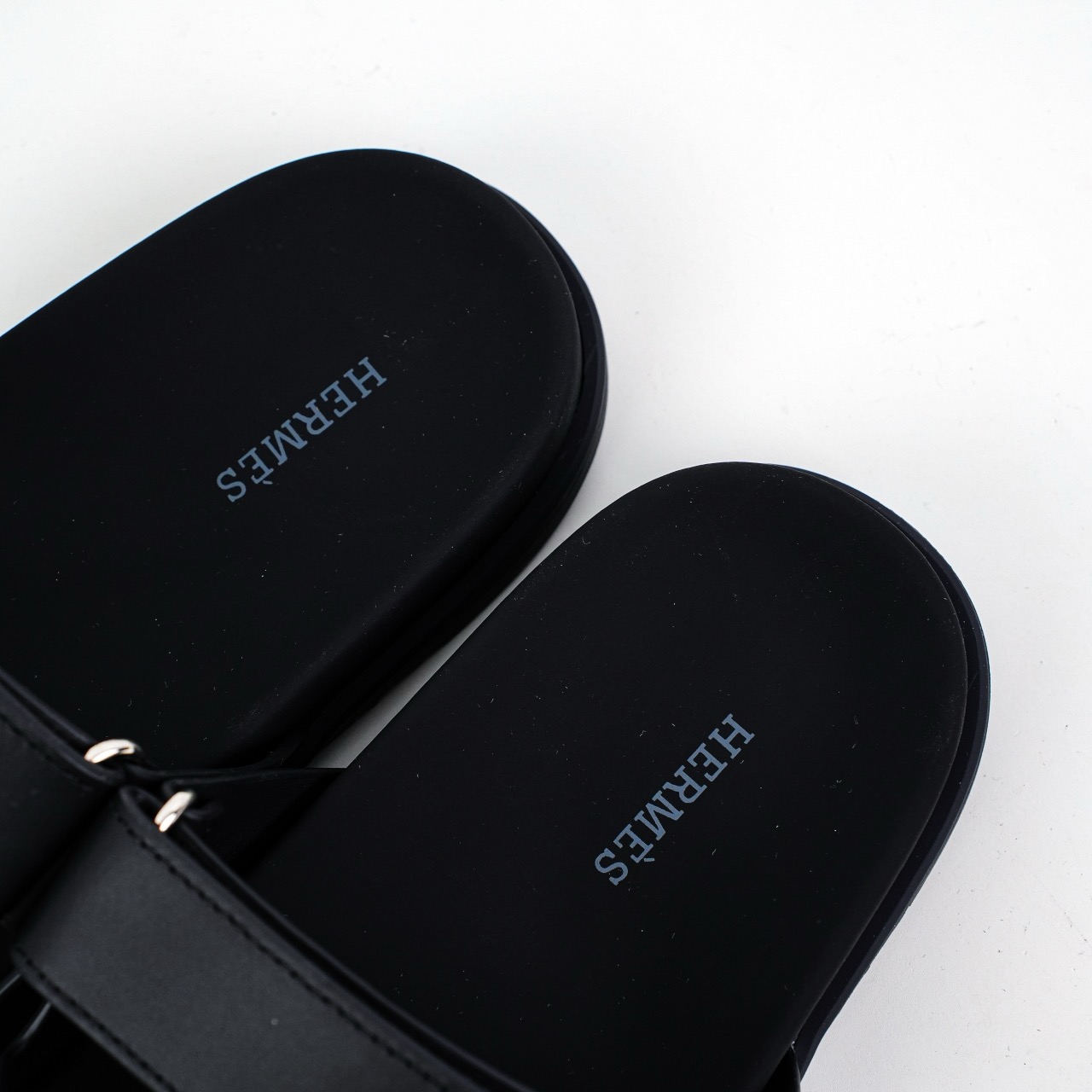 Hermes爱马仕Genius系列鹿皮山羊皮机能凉鞋H拖鞋 黑色