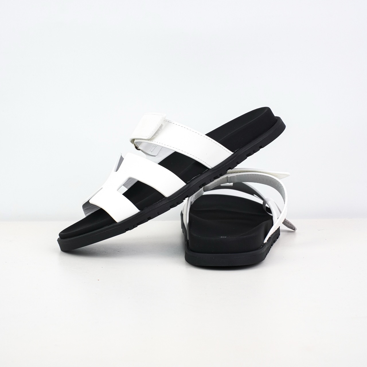 Hermes爱马仕Genius系列鹿皮山羊皮机能凉鞋H拖鞋 白色