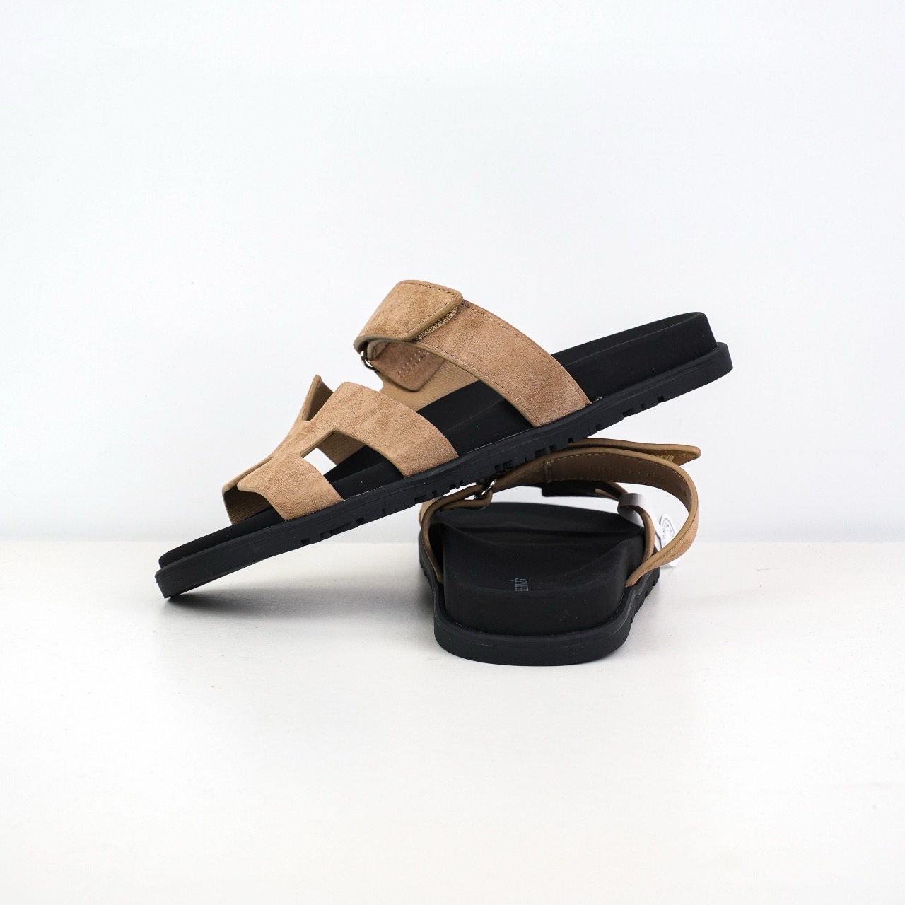 Hermes爱马仕Genius系列鹿皮山羊皮机能凉鞋H拖鞋 卡其色