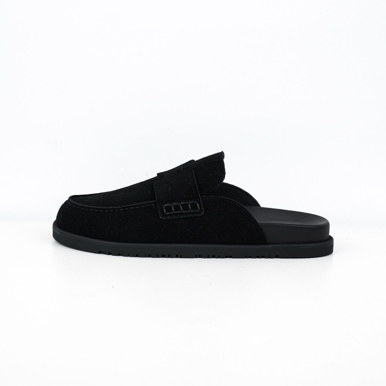 HERMES爱马仕最新情侣款呆萌勃肯拖鞋 黑色