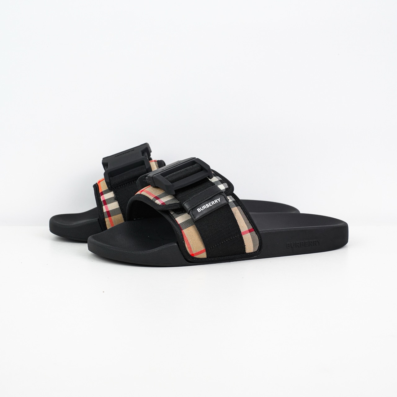 BBR格纹搭扣束带一字拖鞋