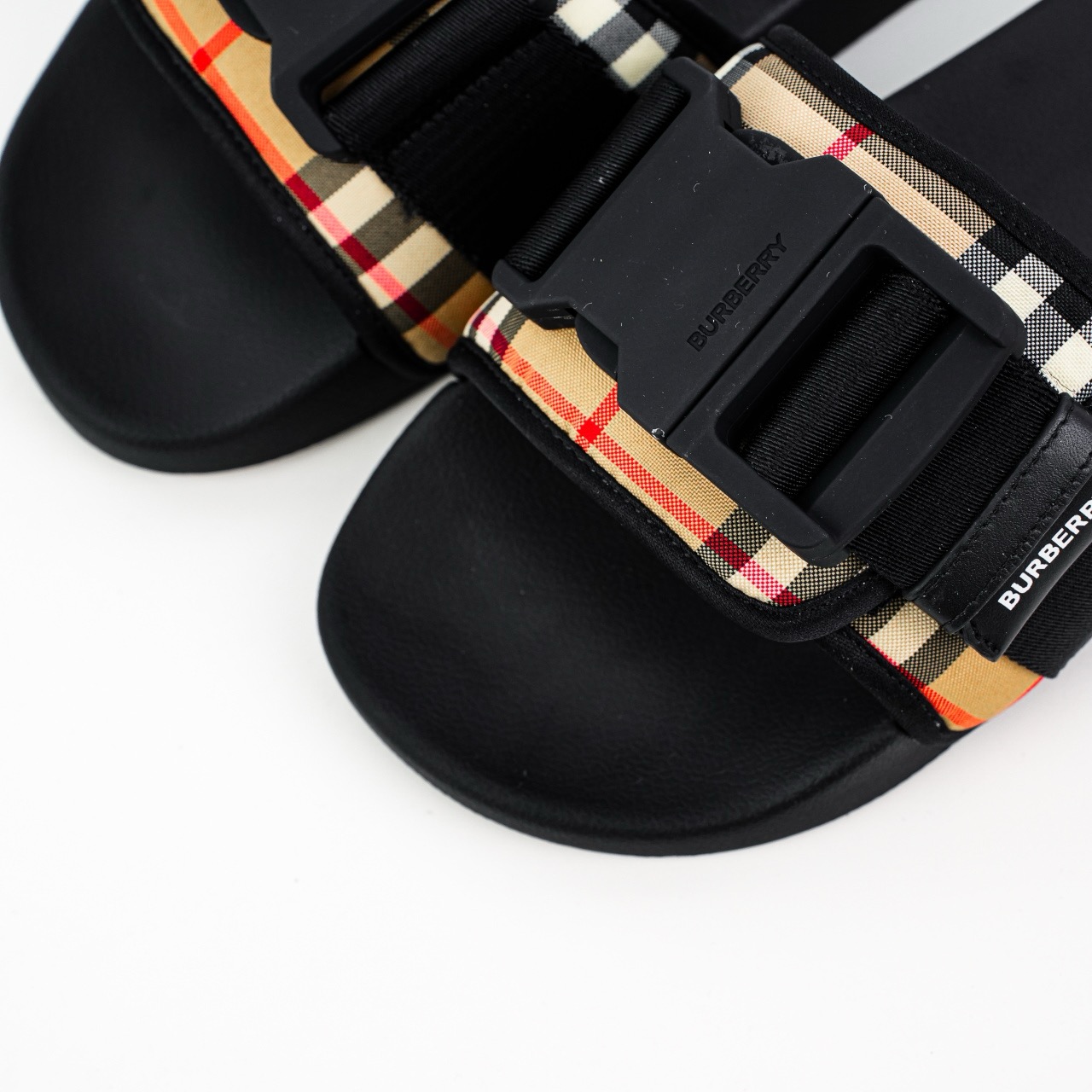 BBR格纹搭扣束带一字拖鞋