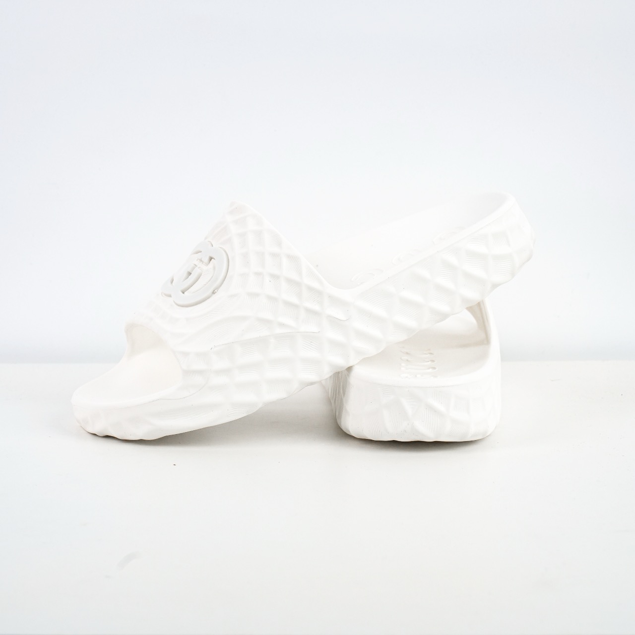 Gucci 古驰 5D压花一体拖鞋 历年经典爆款 白色