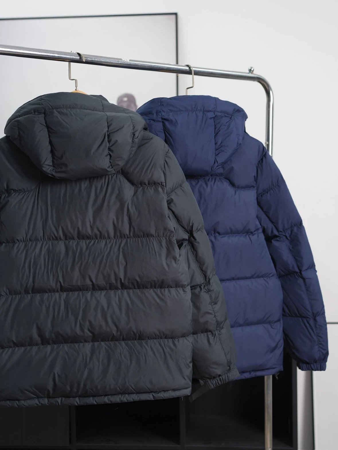 Item ID 8133 raff FW24 solid color down jacket “80 white duck down ” Zipper hooded