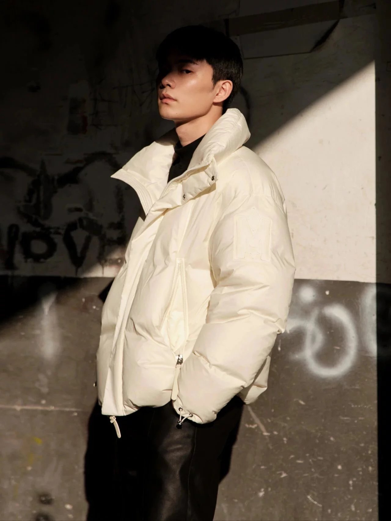 Item ID 8129 MACKAGE-2023S Cloud Series -90 Velvet - Stand up Down Jacket - Breadco