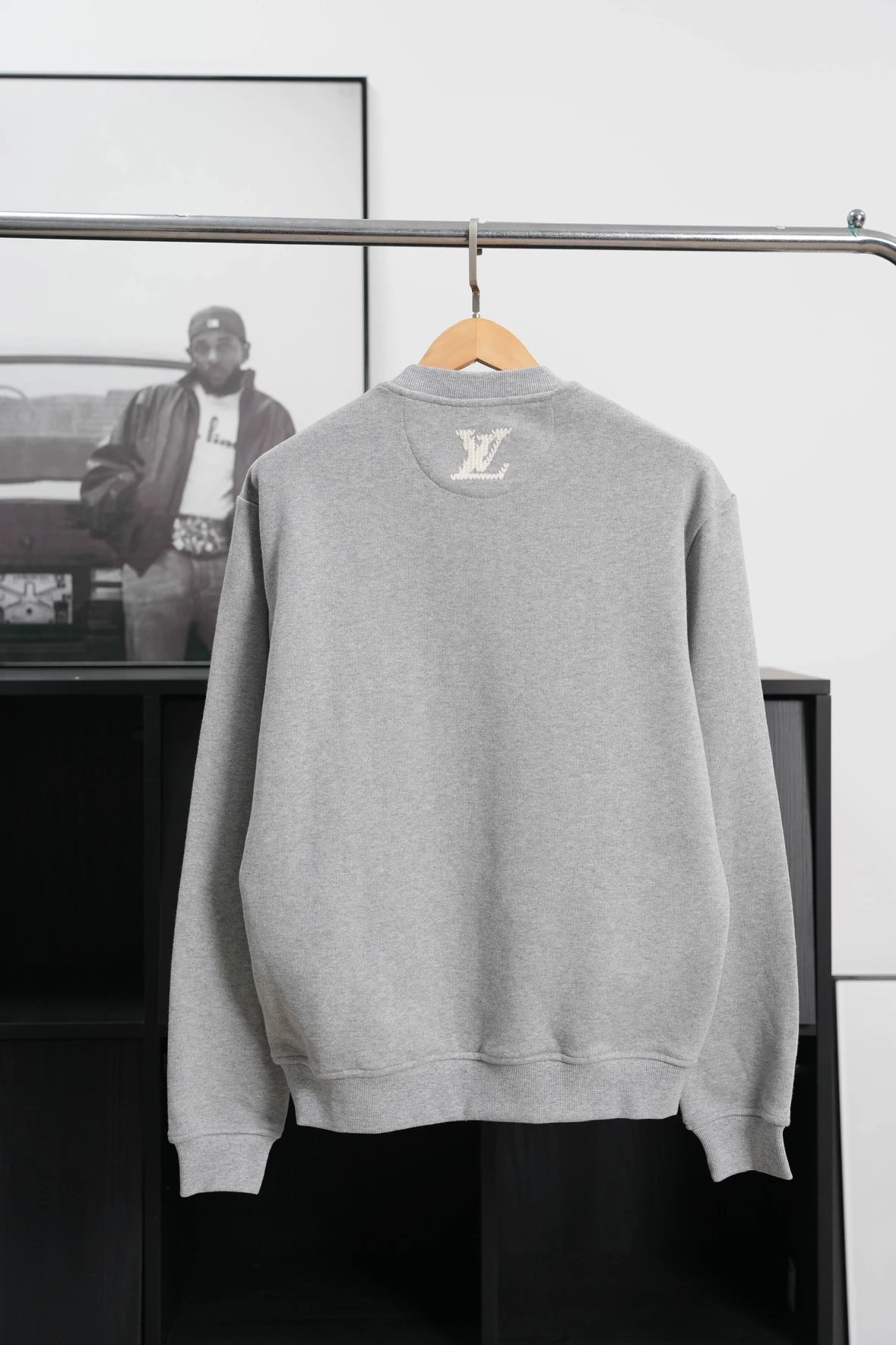 Item ID 8092 SS26“ Milan woven embroidery ” Round neck long sweatshirt with embroid