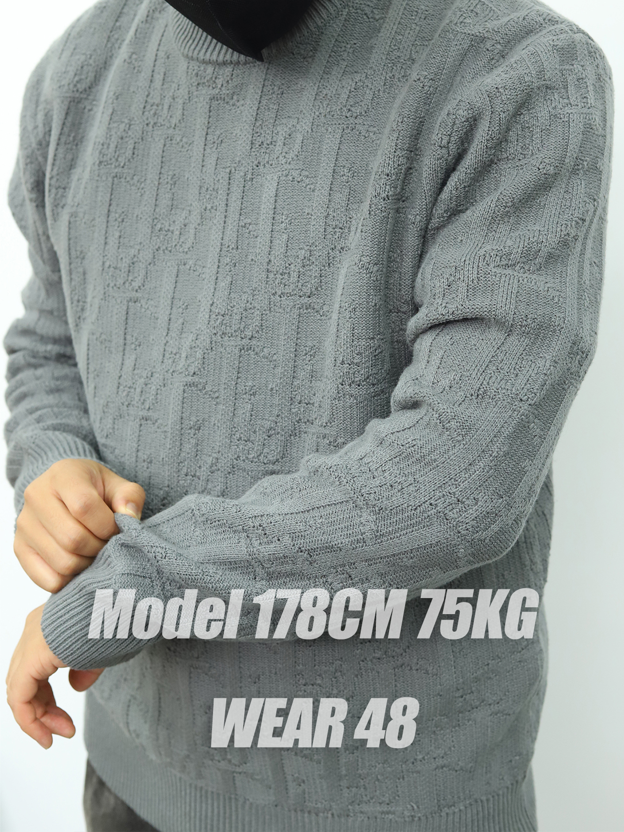 Dior老花暗纹毛衣 灰色