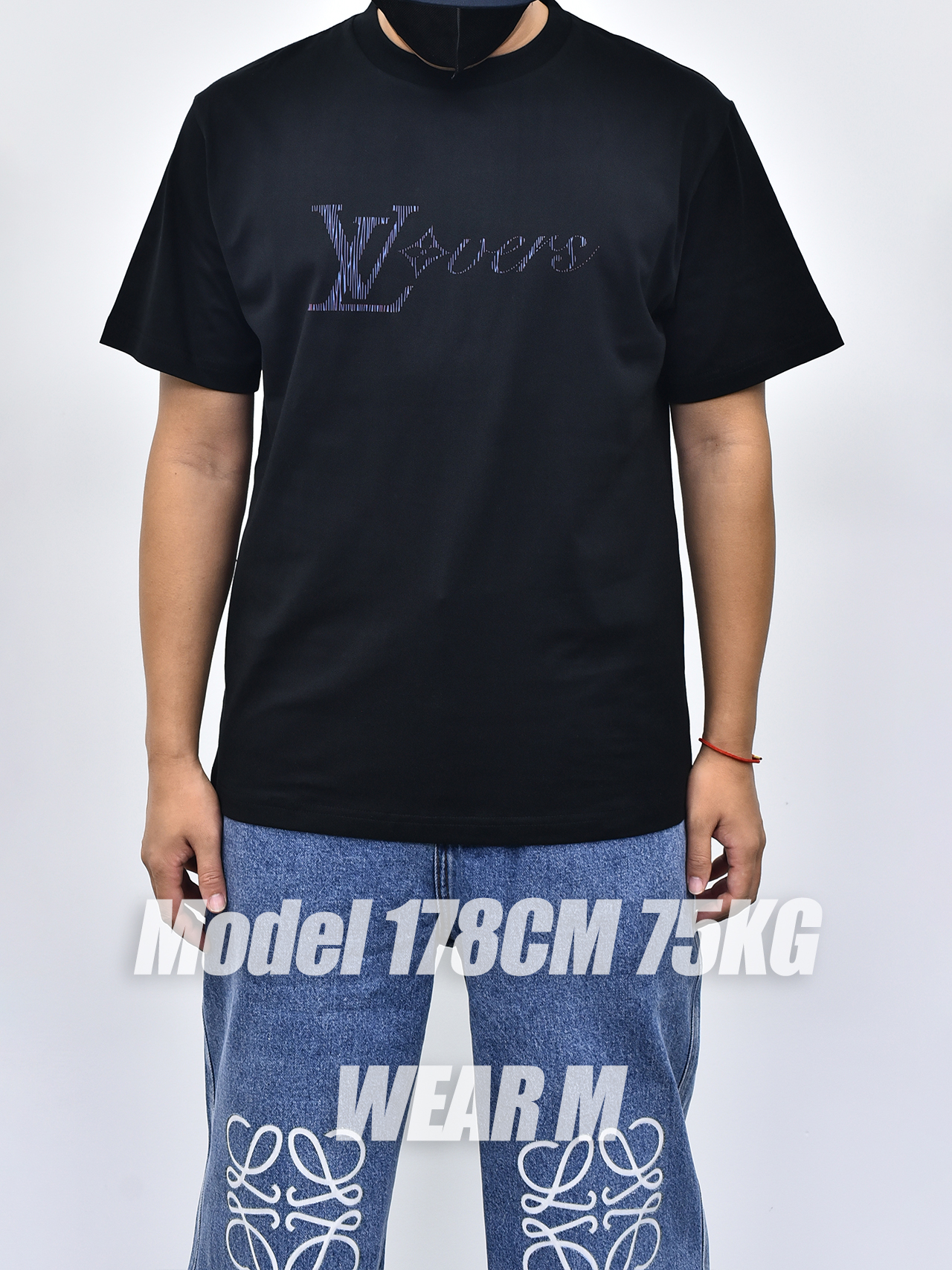 1V渐变字母短袖 黑色