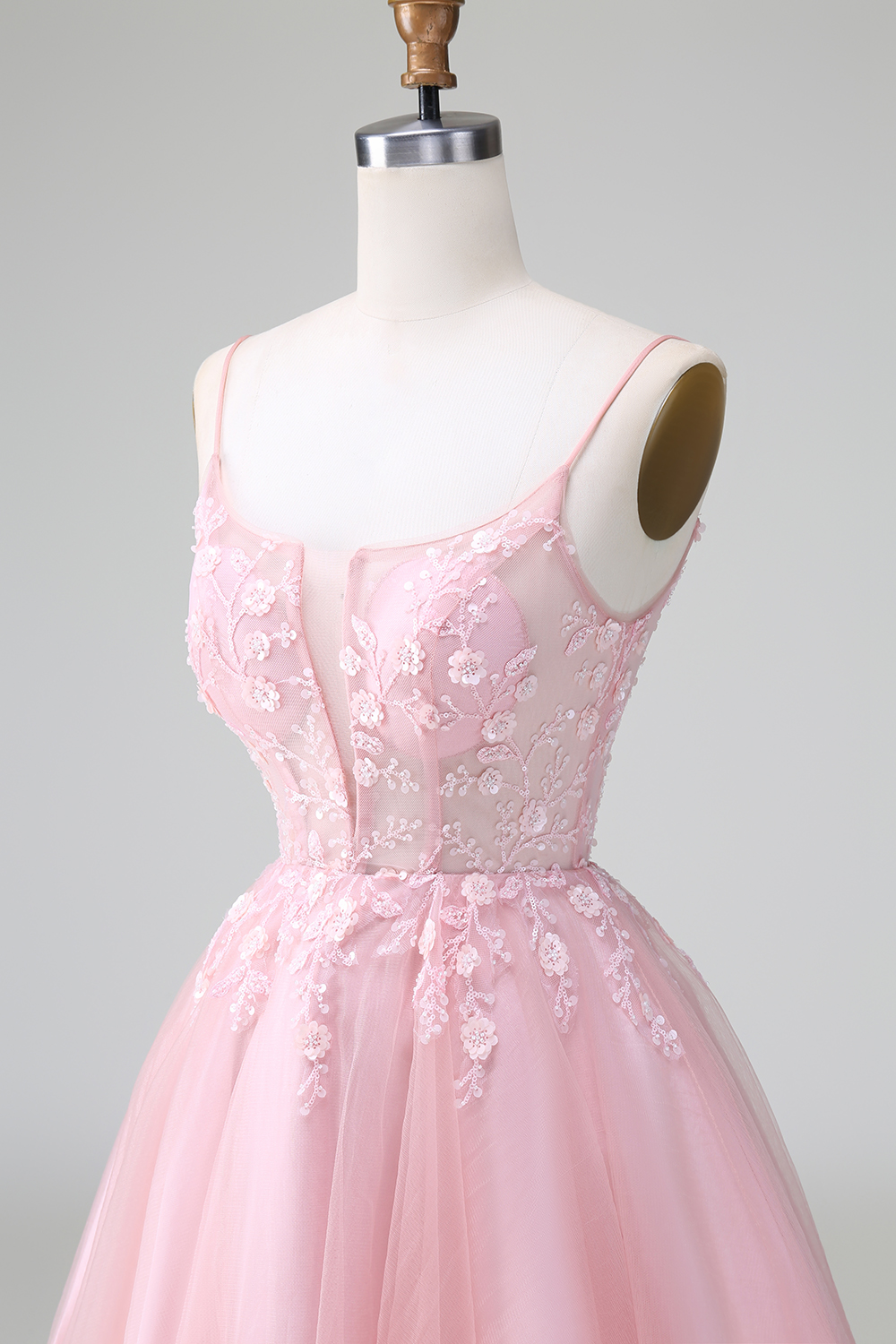 Blush Spaghetti Straps A-Line Tulle Short Homecoming Dress with Appliques