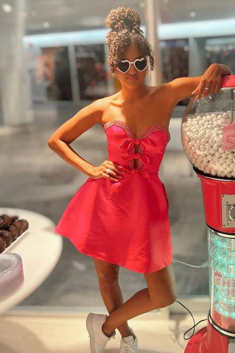 Fuchsia A-Line Sweetheart Satin Beaded Short Homecoming Dress with Bows