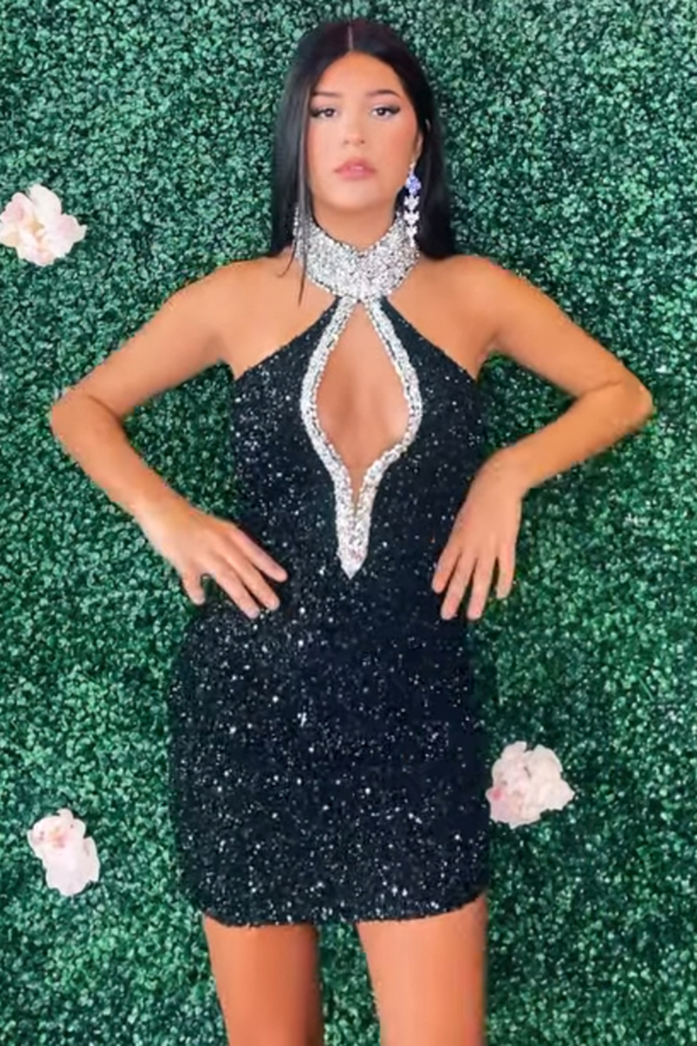 Sparkly Black Tight Sequins Keyhole Short Homecoming Dress