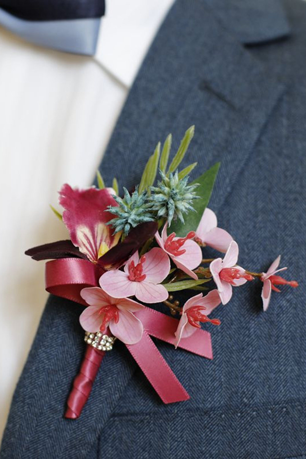 Burgundy Wrist Corsage and Men Boutonniere Set for Prom Homecoming Wedding