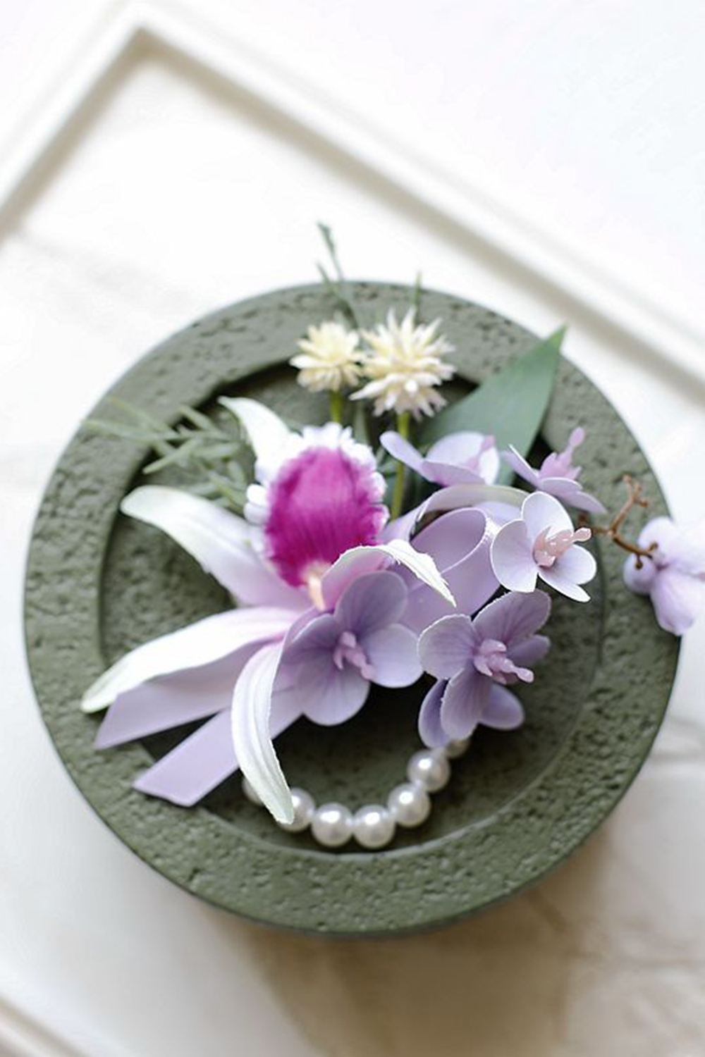 Burgundy Wrist Corsage and Men Boutonniere Set for Prom Homecoming Wedding