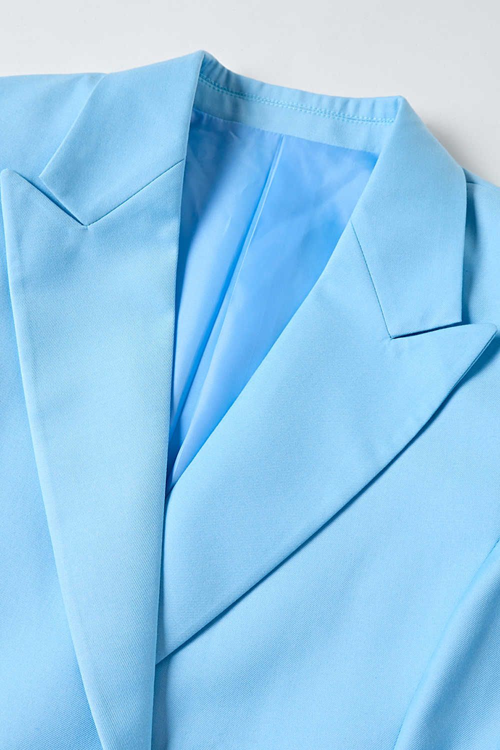 Blue Peak Lapel Slim Fitted One Button Women Suits with Belt