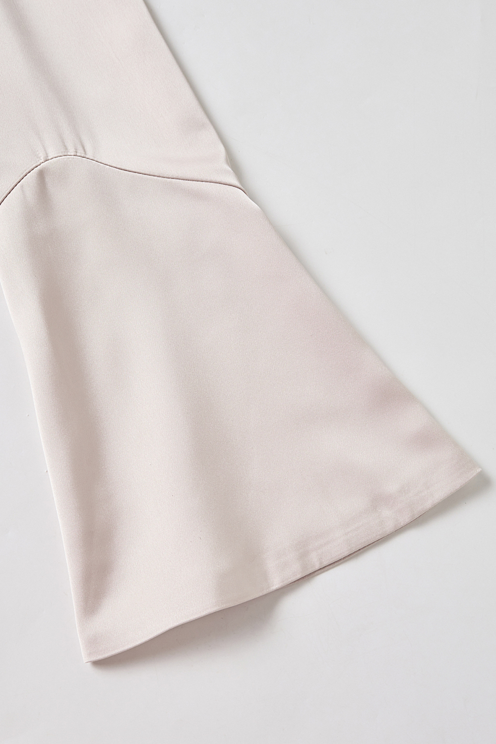 Champagne Notched Lapel Satin Double Breasted 2 Pieces Women Suits with Belt