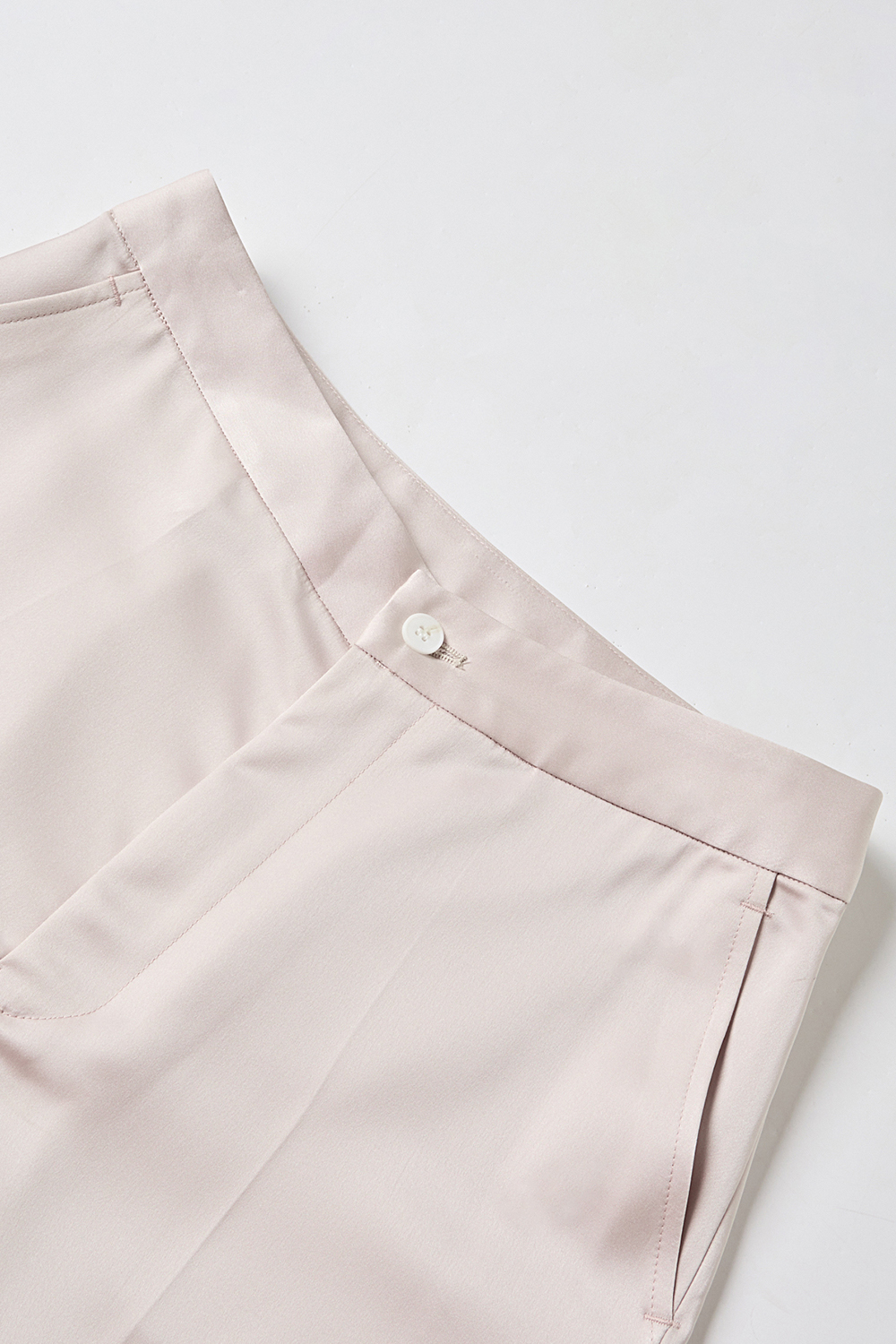 Champagne Notched Lapel Satin Double Breasted 2 Pieces Women Suits with Belt