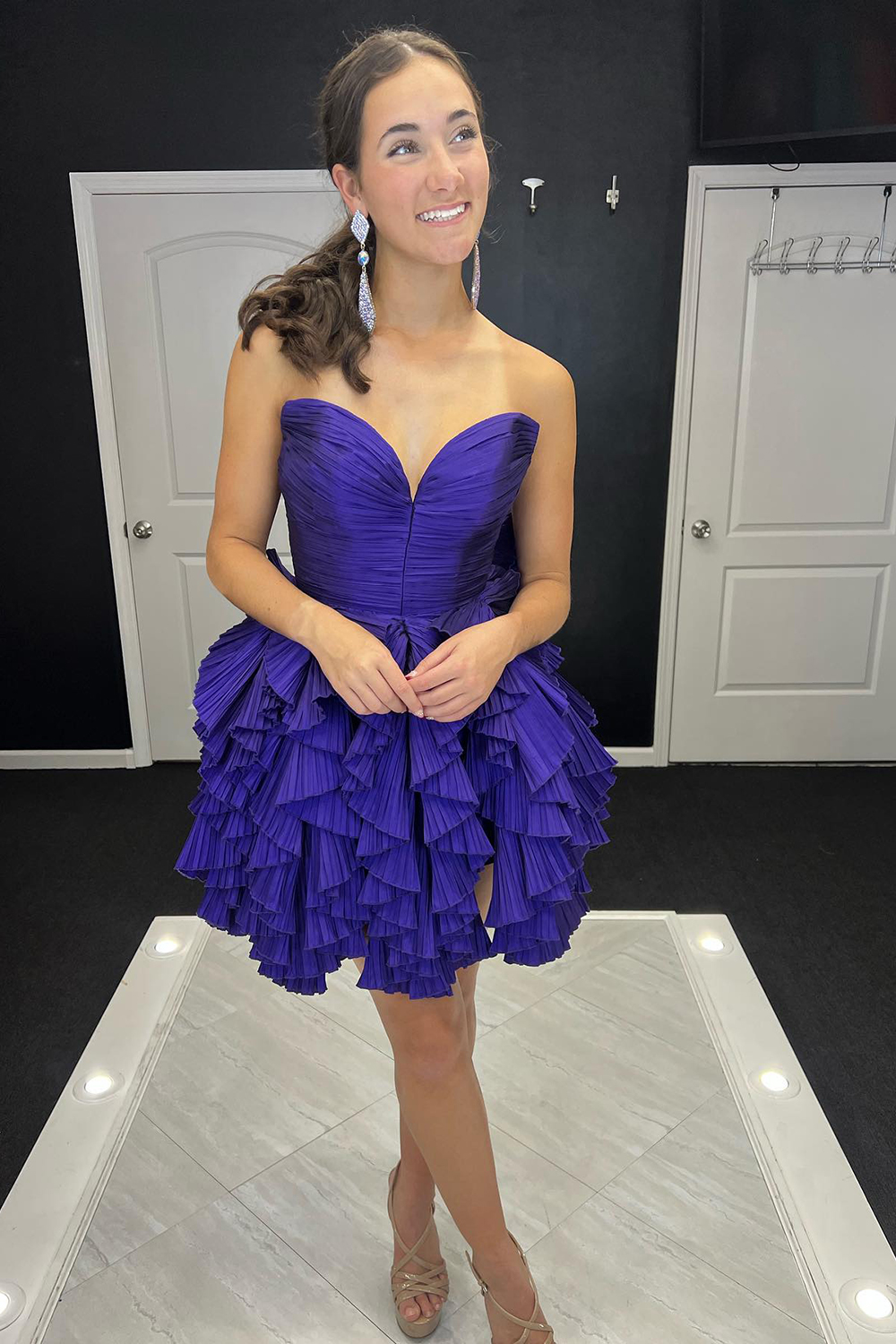 Royal Blue Sweetheart Pleated A-Line Tiered Short Corset Homecoming Dress