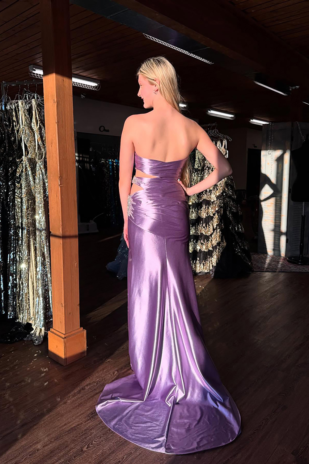 Sparkly Black Sweetheart Mermaid Cut Out Long Beaded Prom Dress